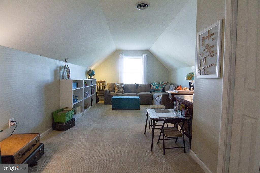 SPRINGFIELD - Residential