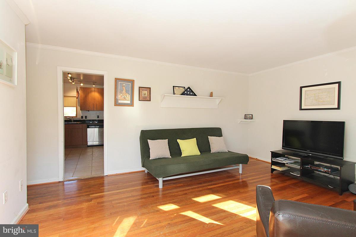 DALE CITY - Residential