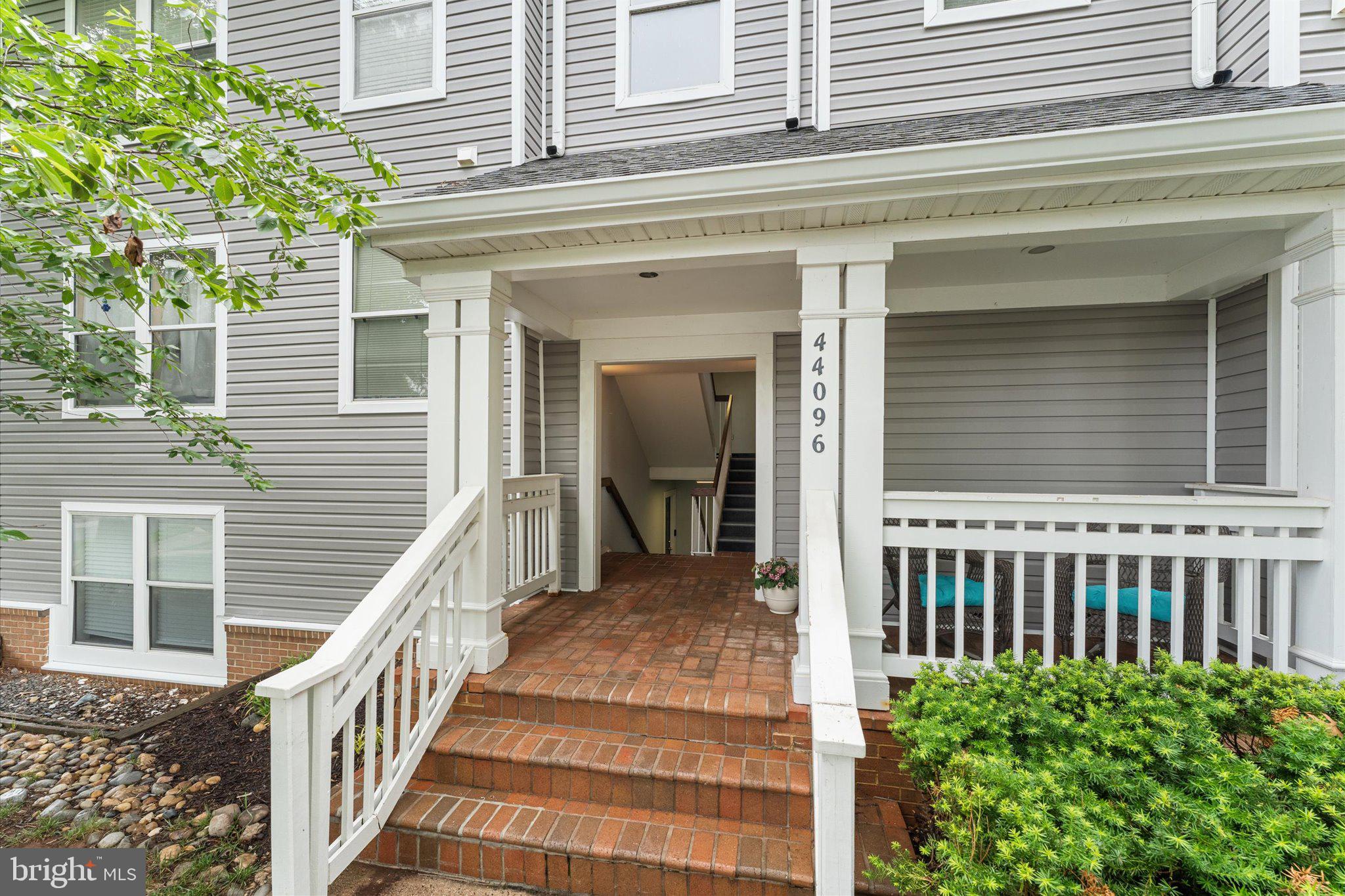 44096 NATALIE TERRACE 301