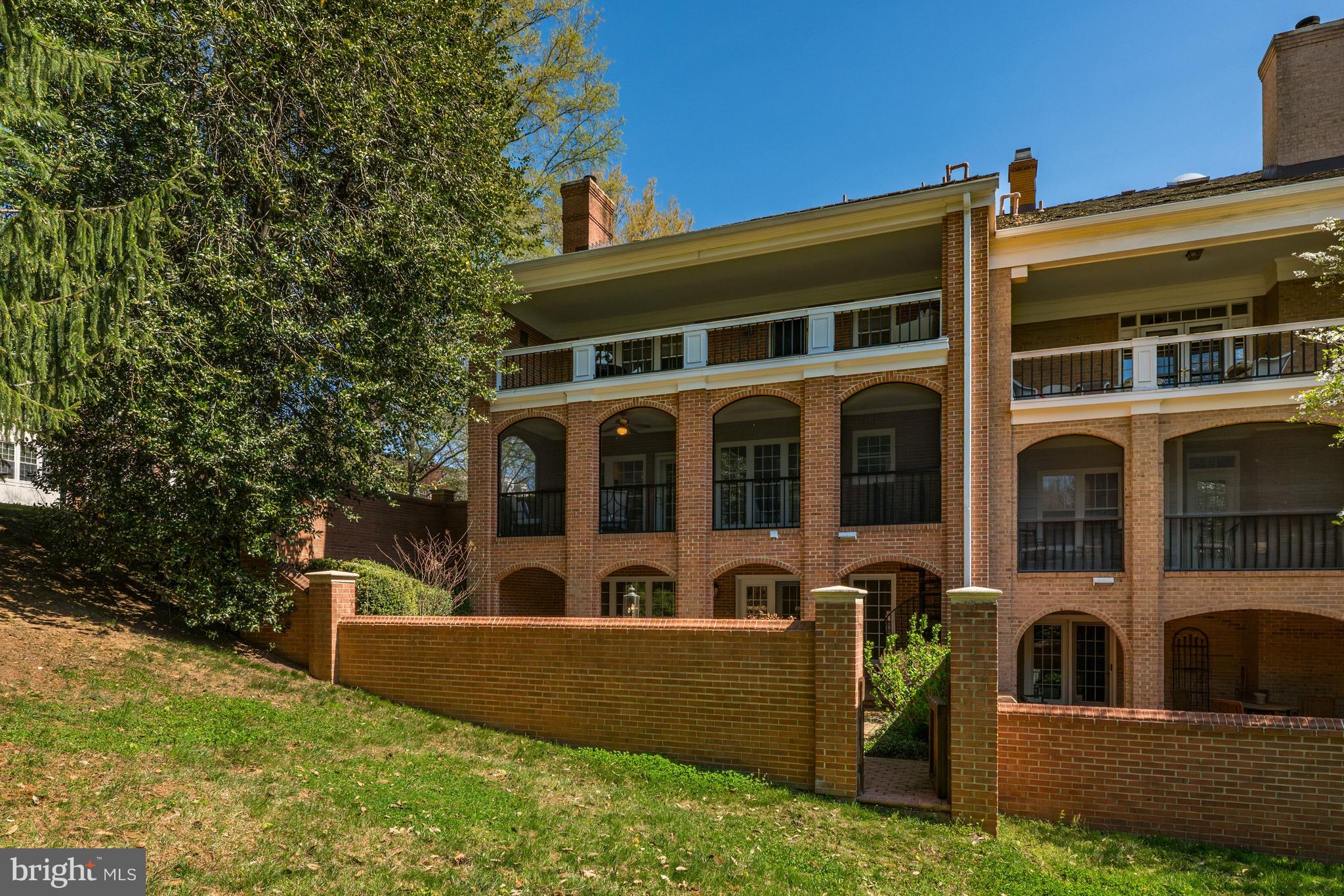 AVENEL - Residential