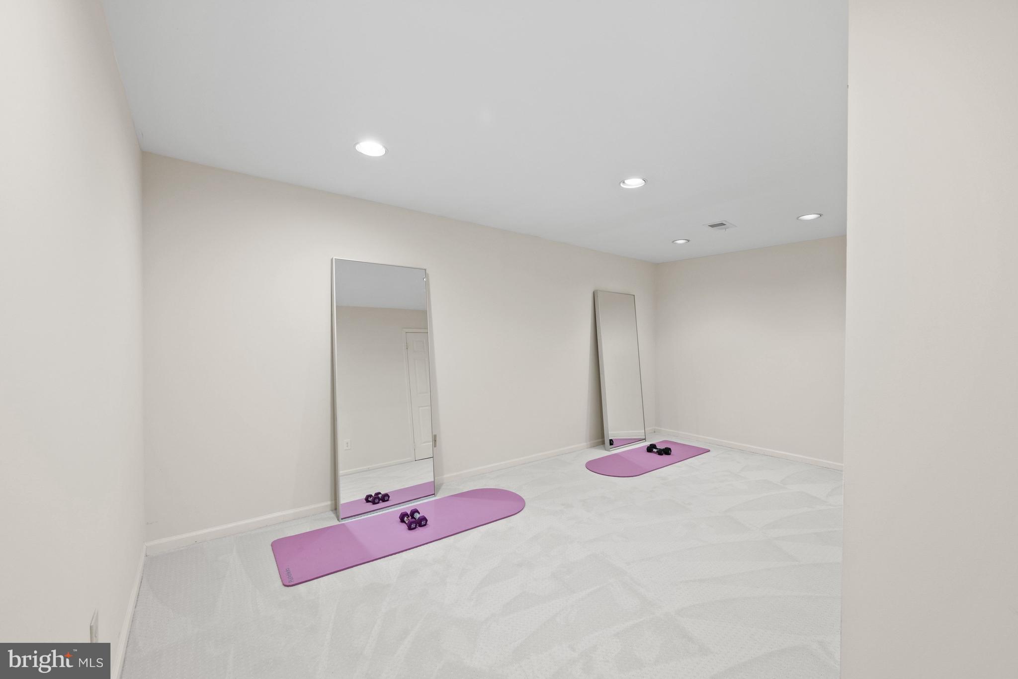 AVENEL - Residential