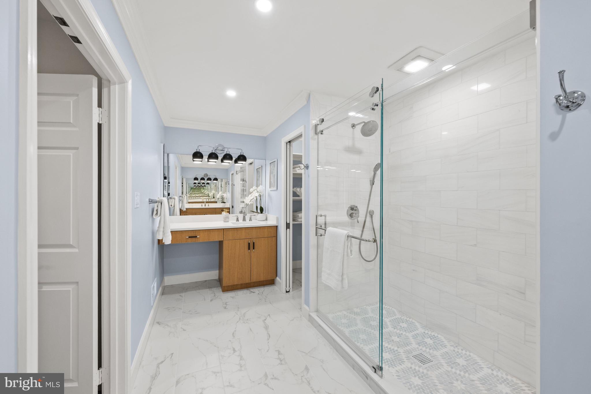 AVENEL - Residential