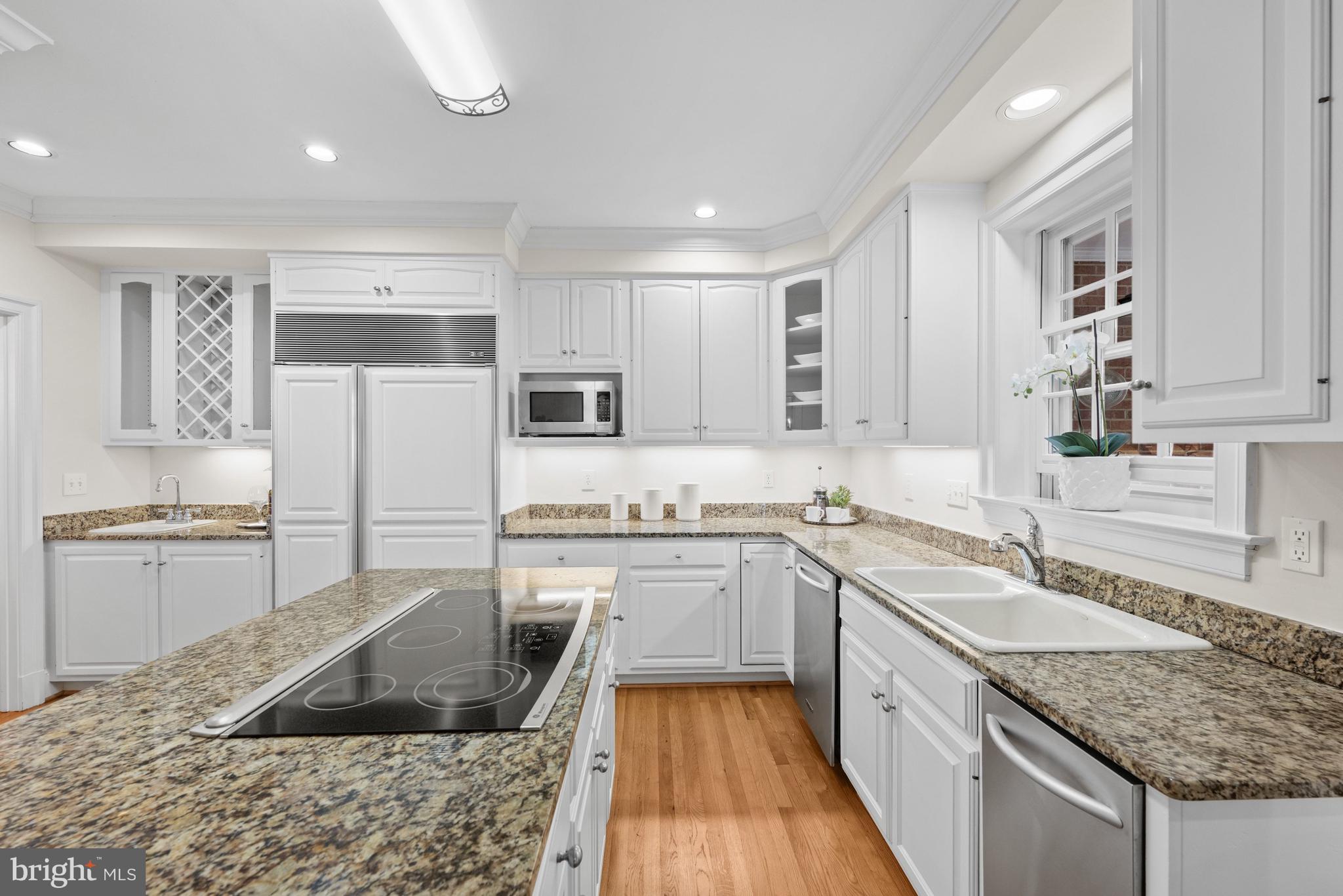 AVENEL - Residential