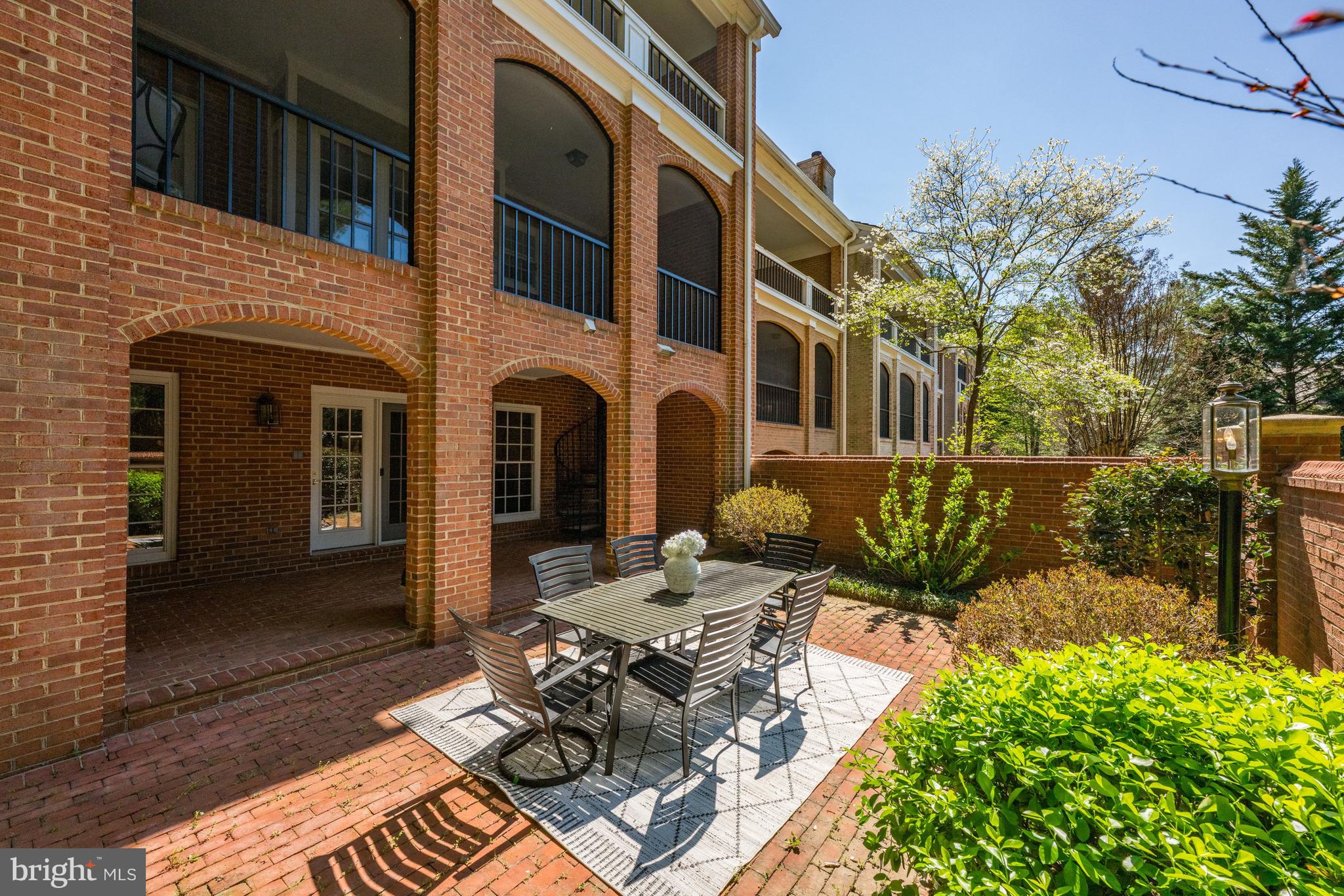 AVENEL - Residential