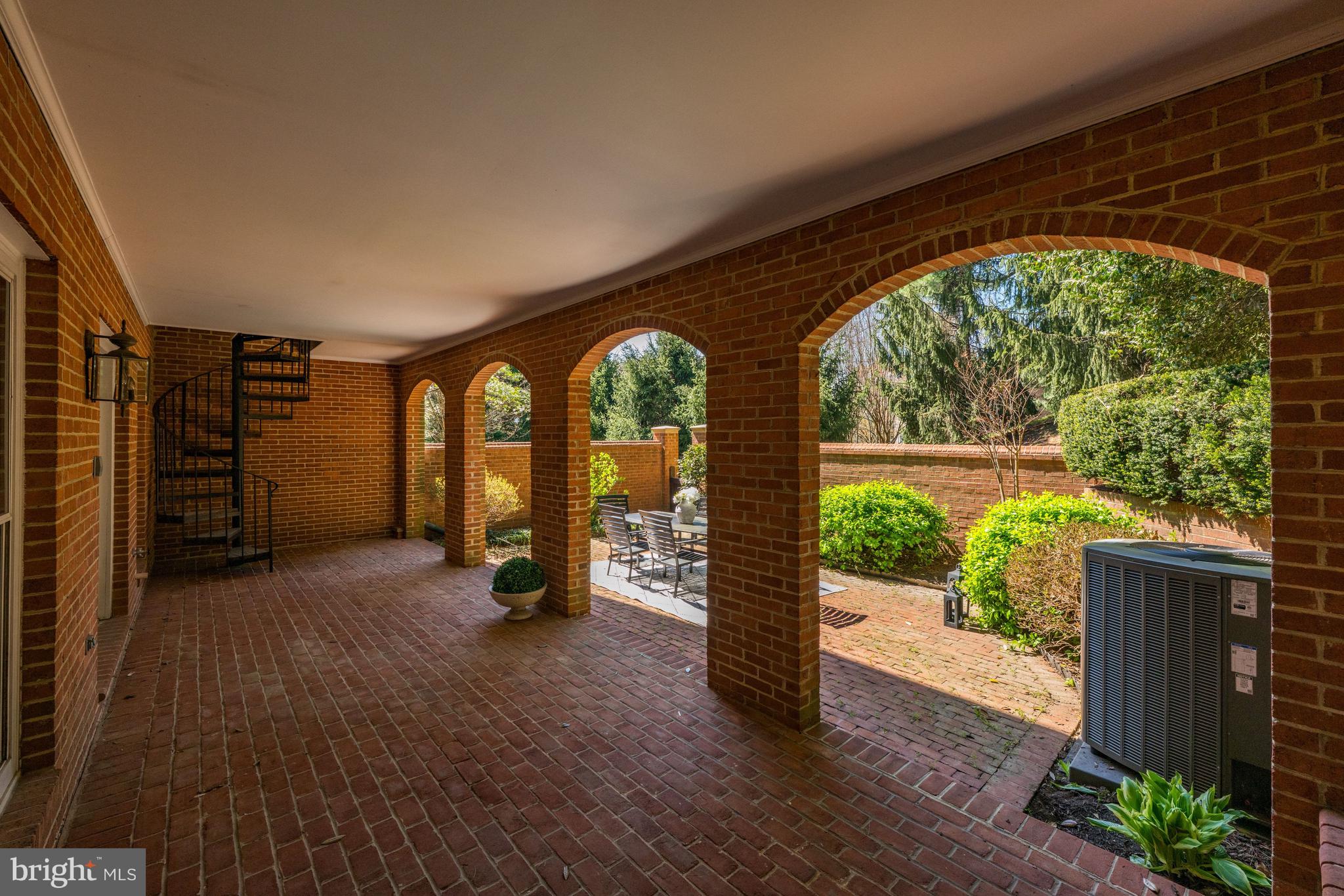 AVENEL - Residential