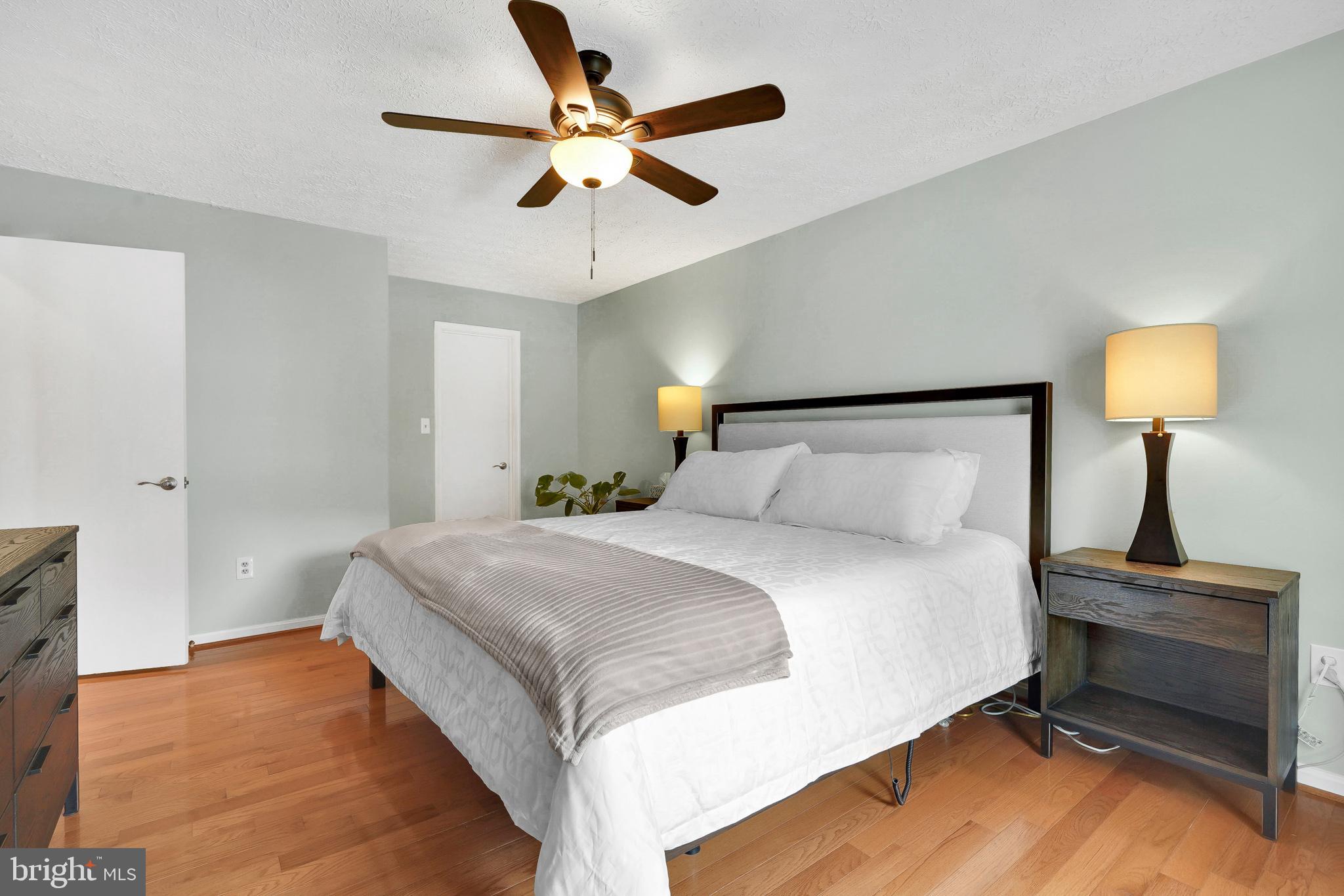 WILLOW POINT - Residential