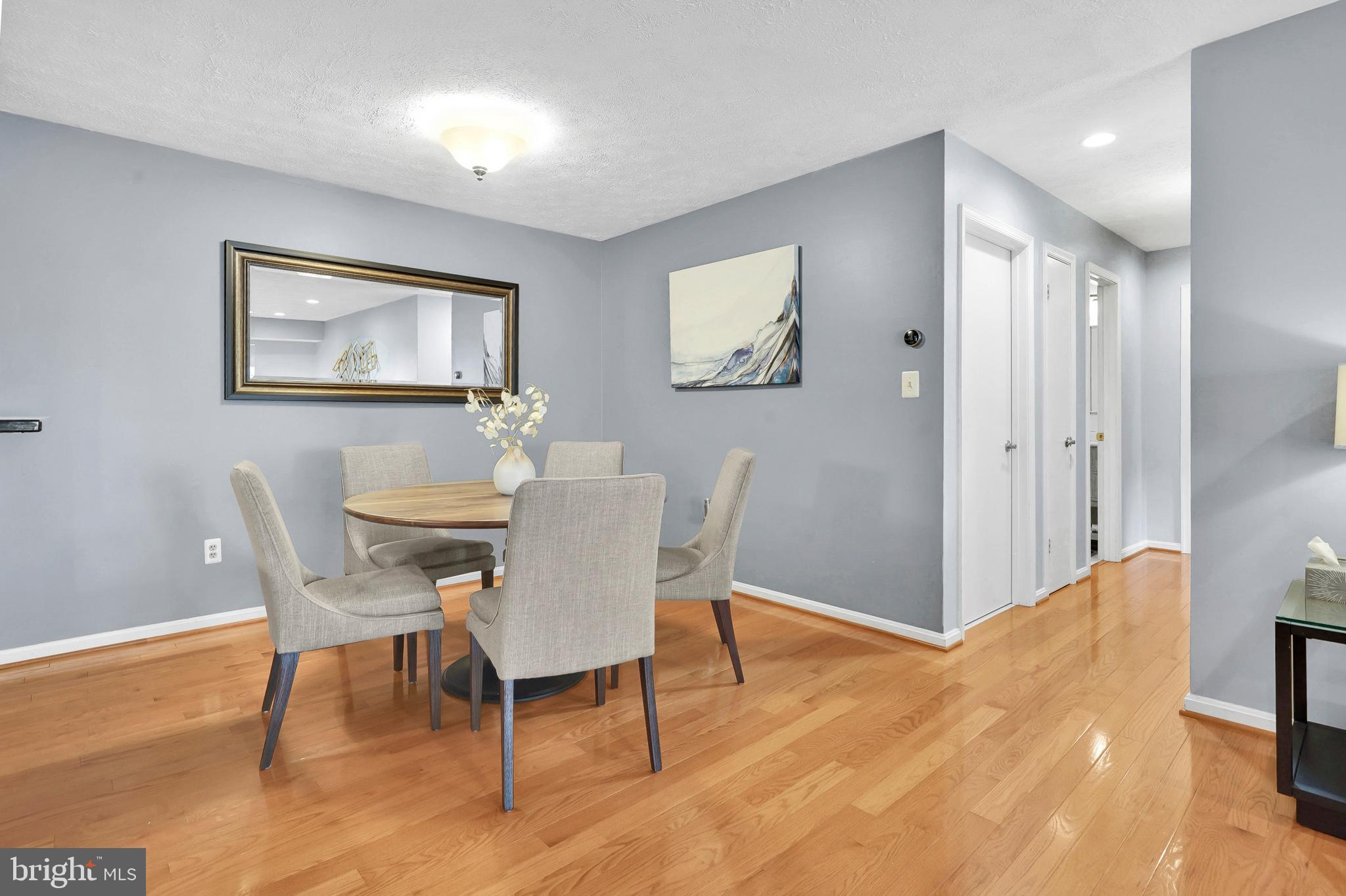 WILLOW POINT - Residential