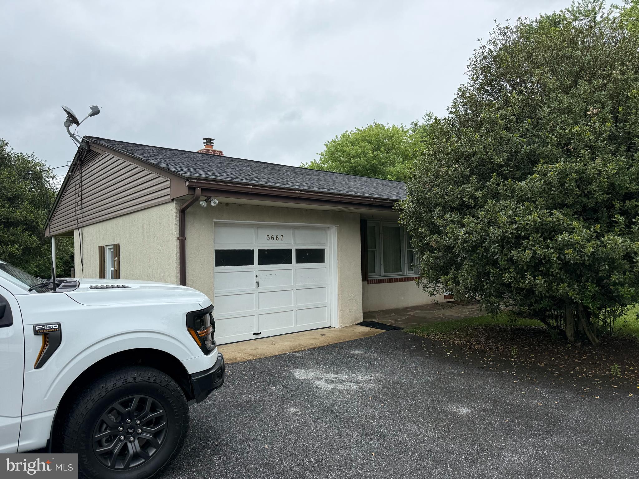 5667 OAKLAND MILLS ROAD