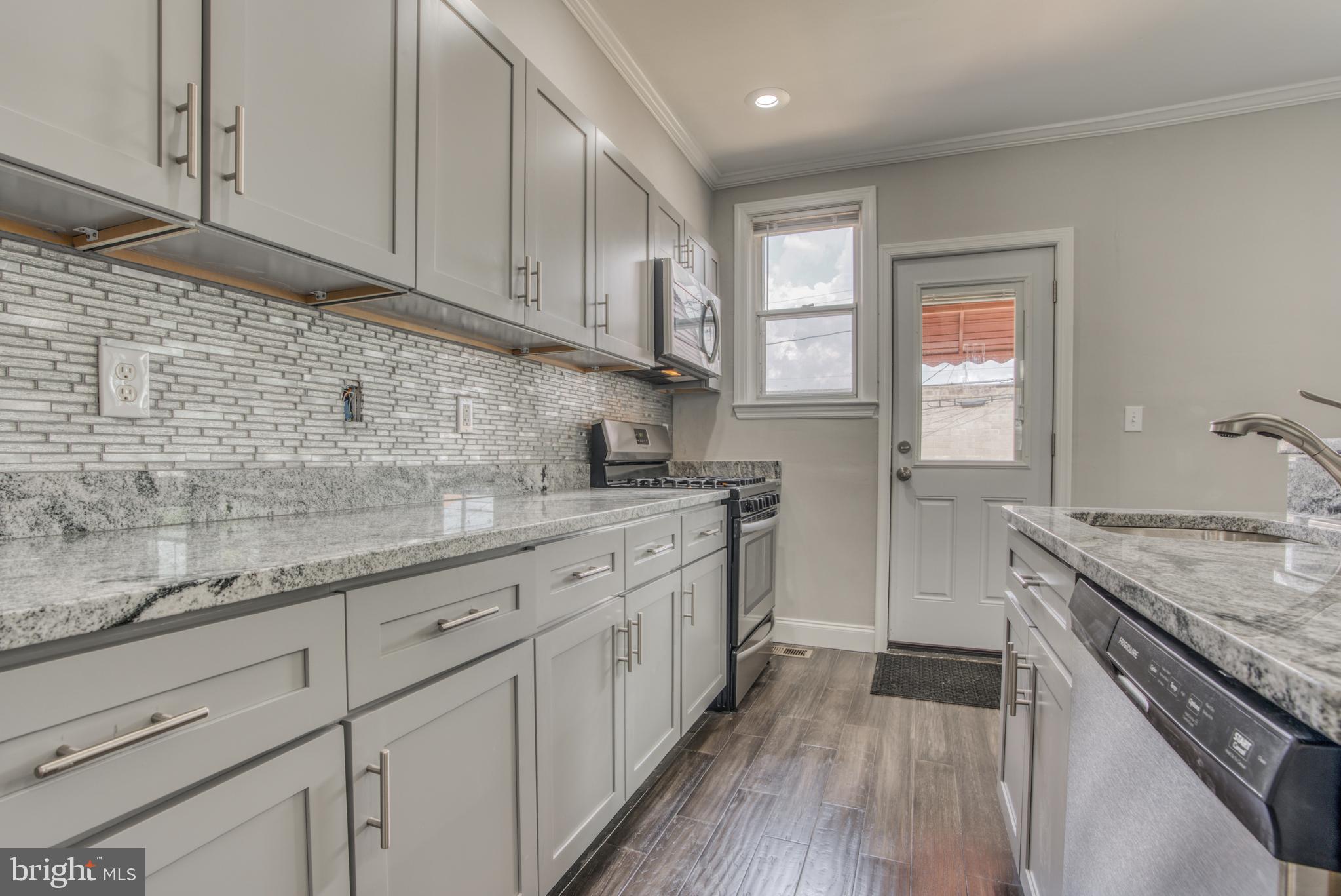 DOLFIELD - Residential