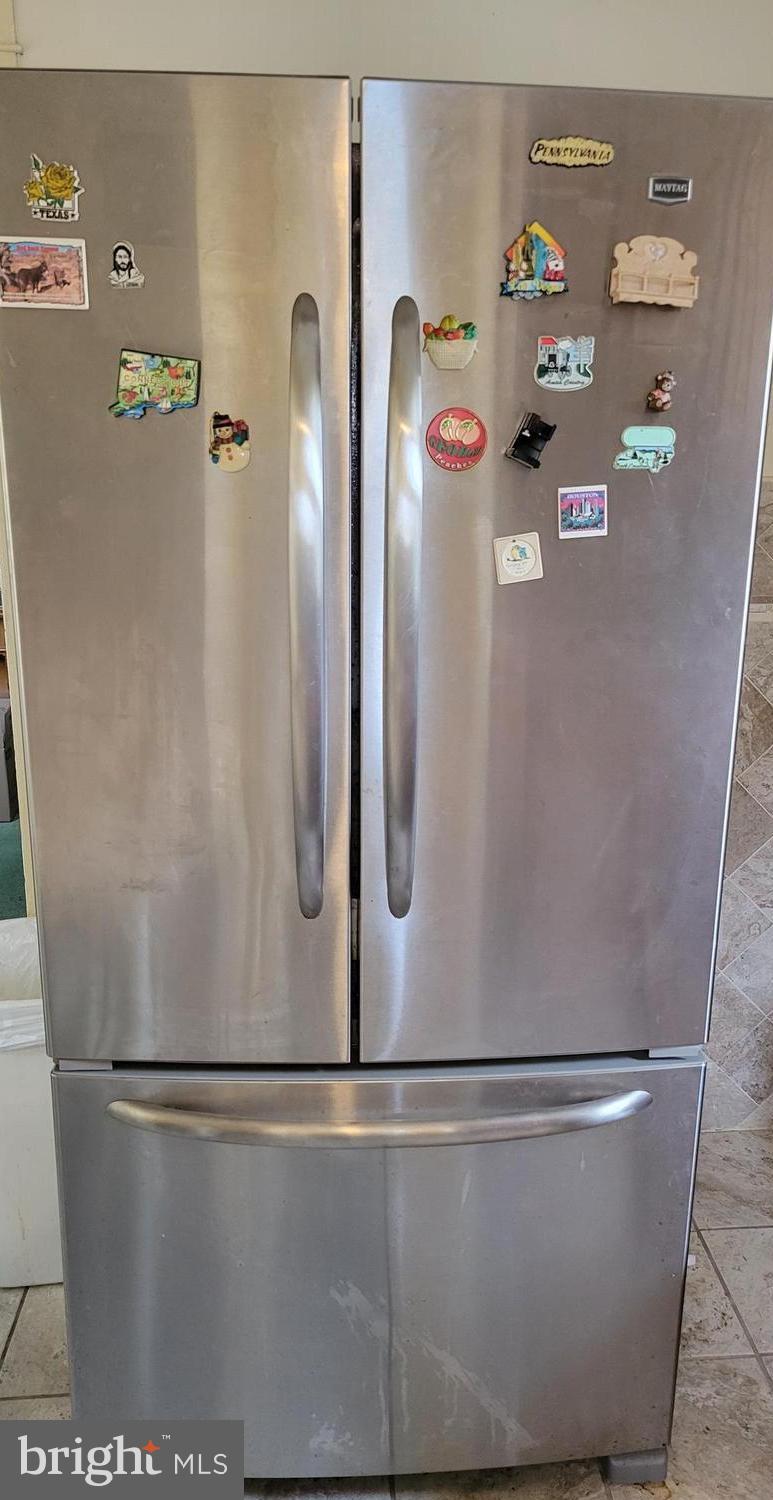 WEST OAK LANE - Residential