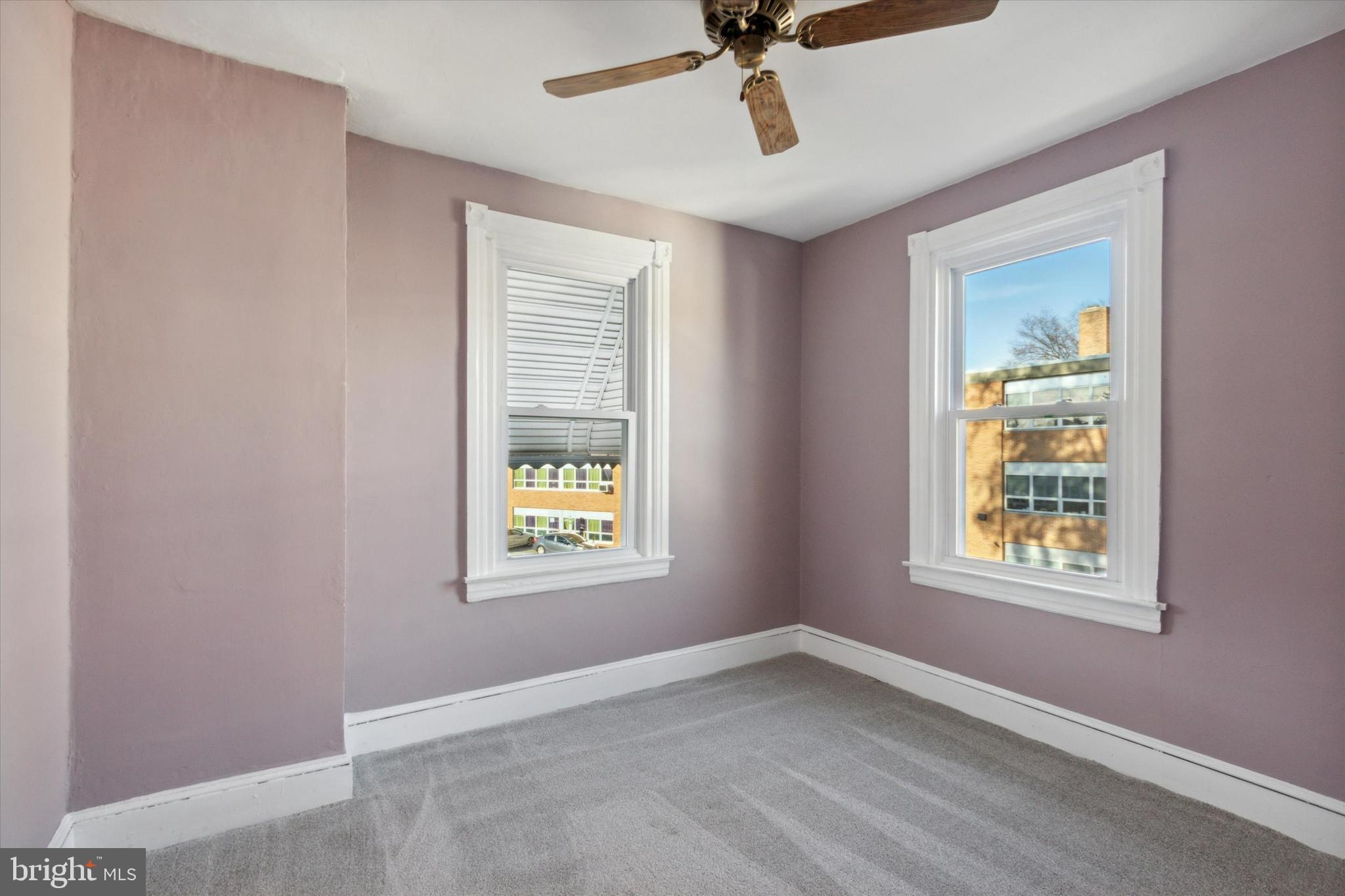 SUMMIT RIDGE - Residential Lease