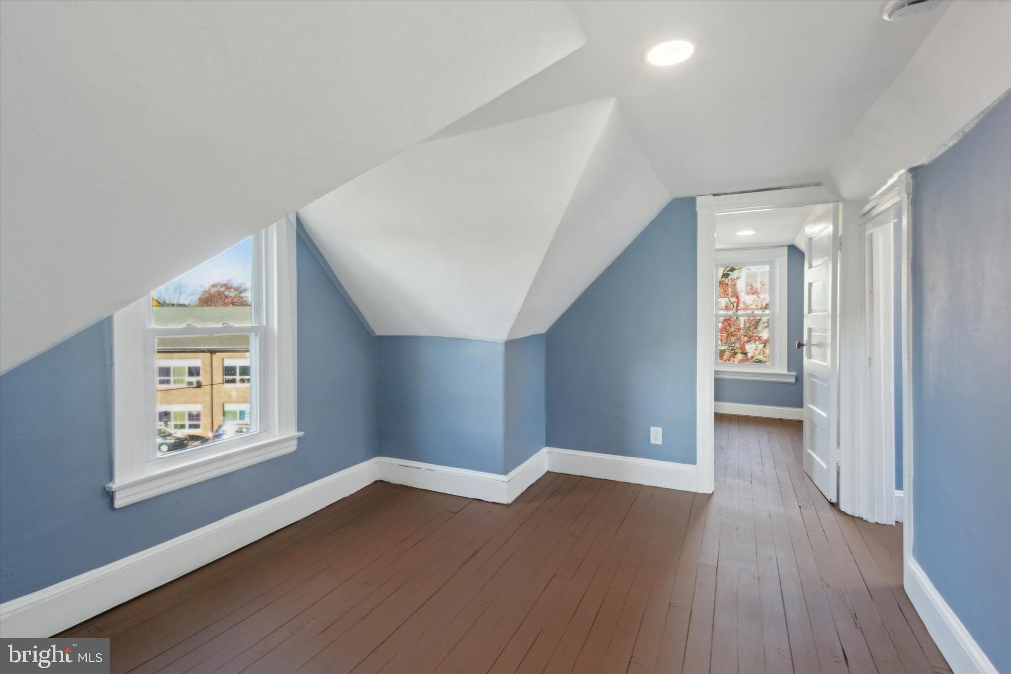 SUMMIT RIDGE - Residential Lease