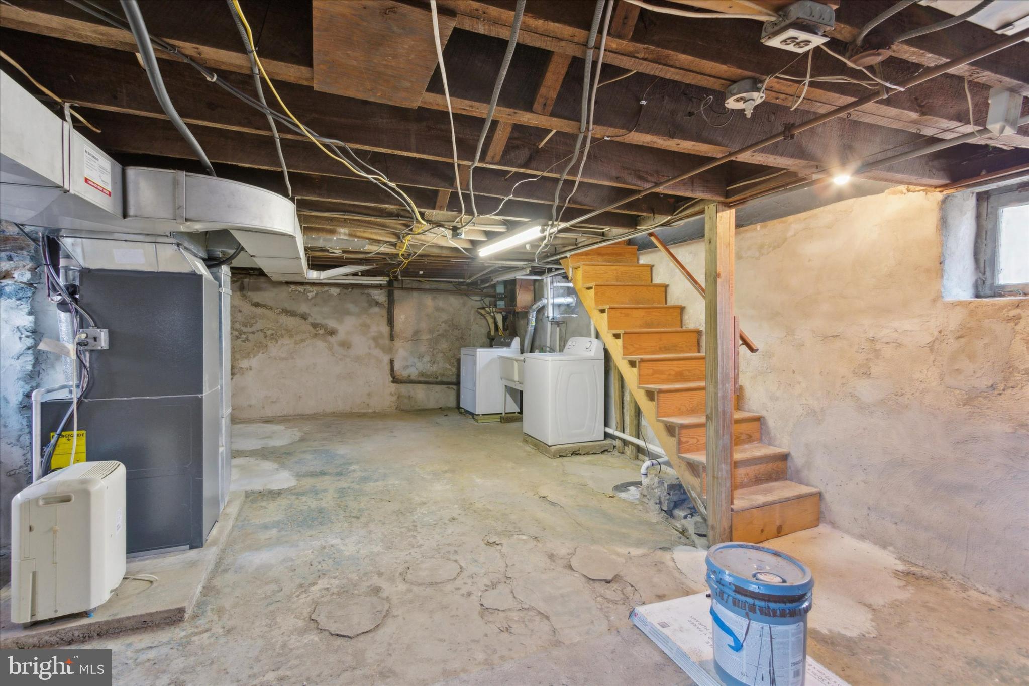 SUMMIT RIDGE - Residential Lease