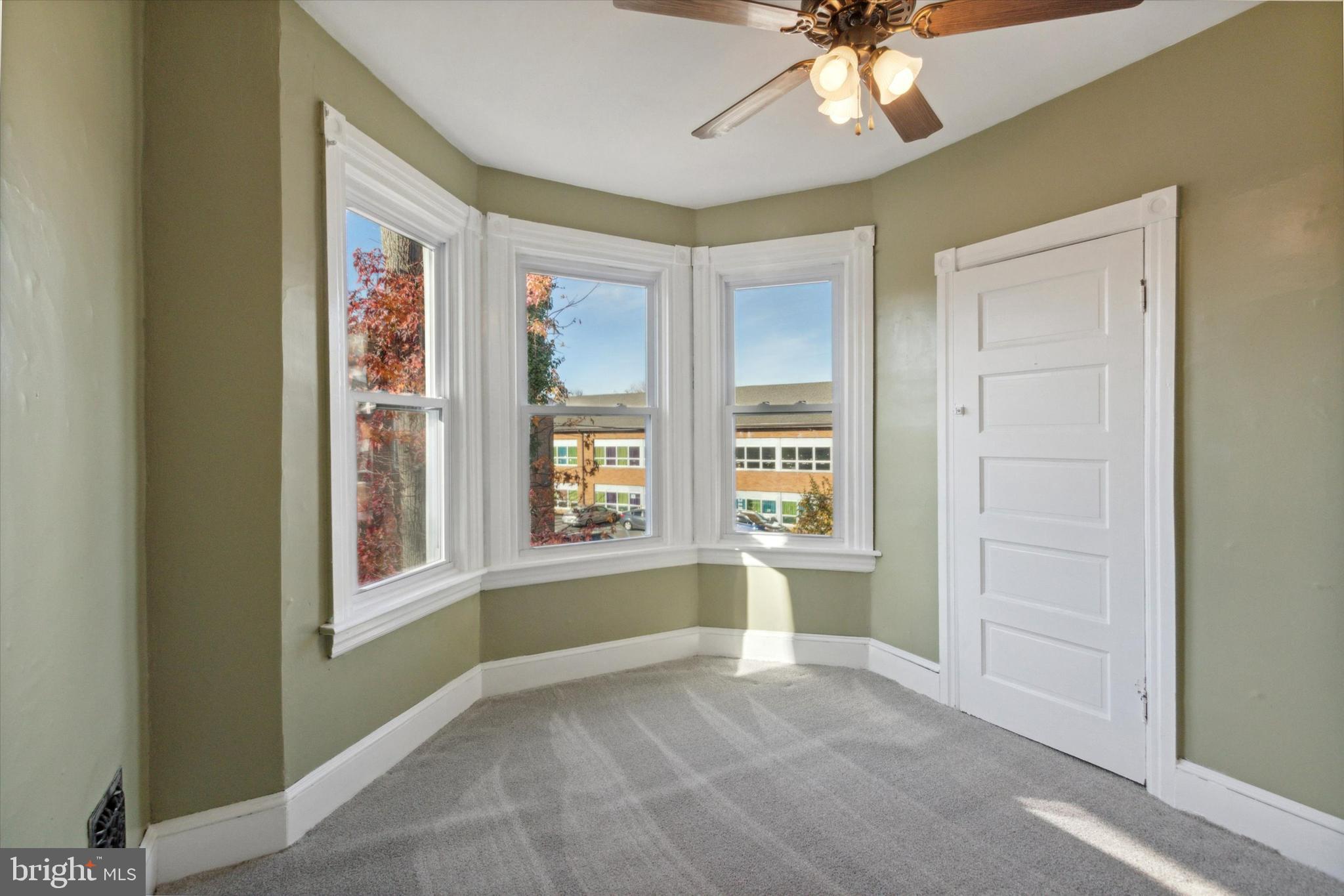 SUMMIT RIDGE - Residential Lease