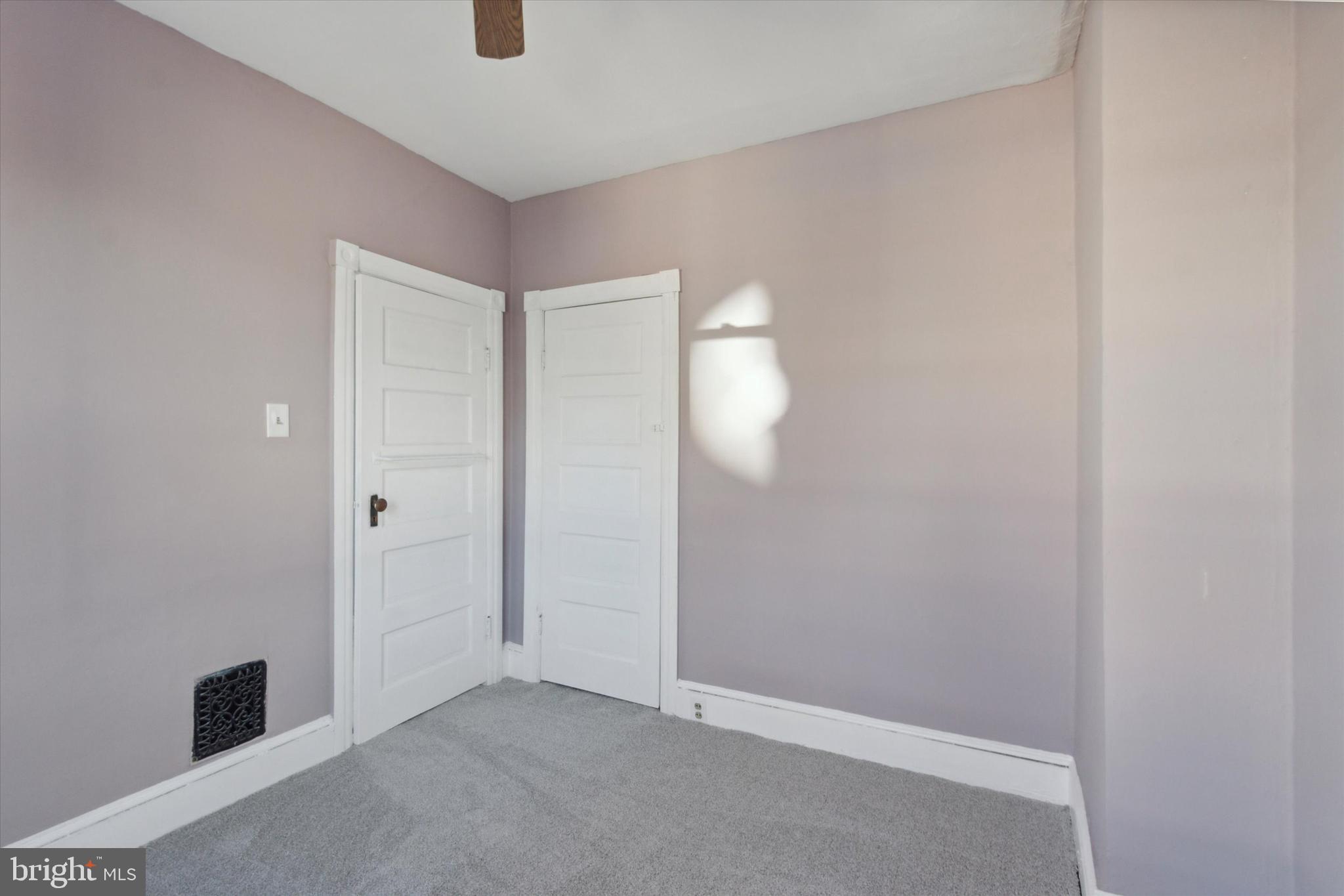 SUMMIT RIDGE - Residential Lease