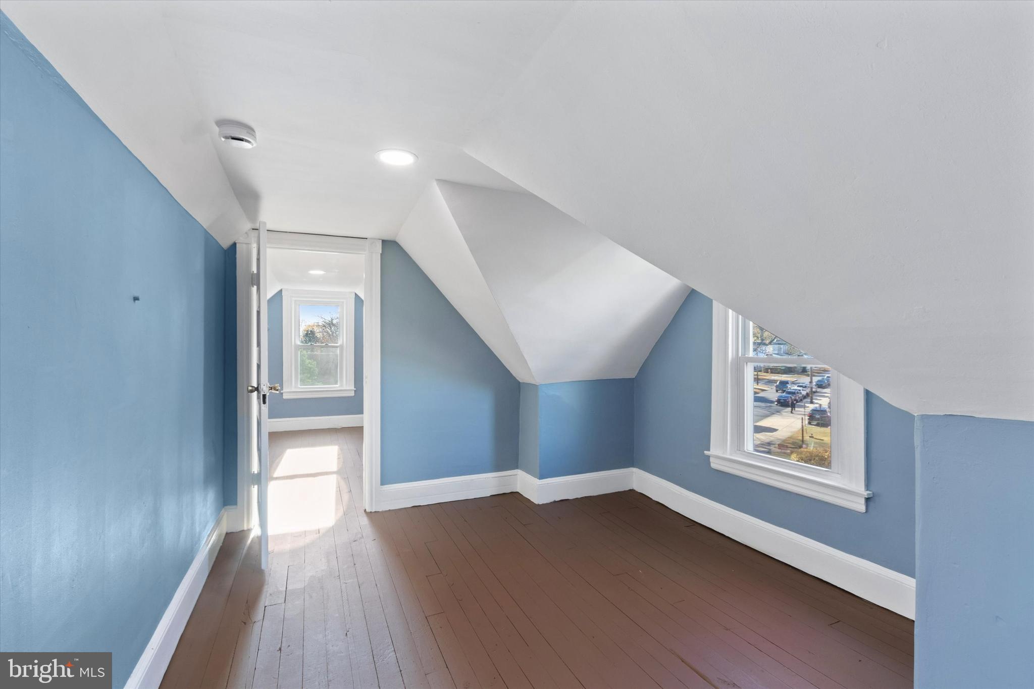 SUMMIT RIDGE - Residential Lease