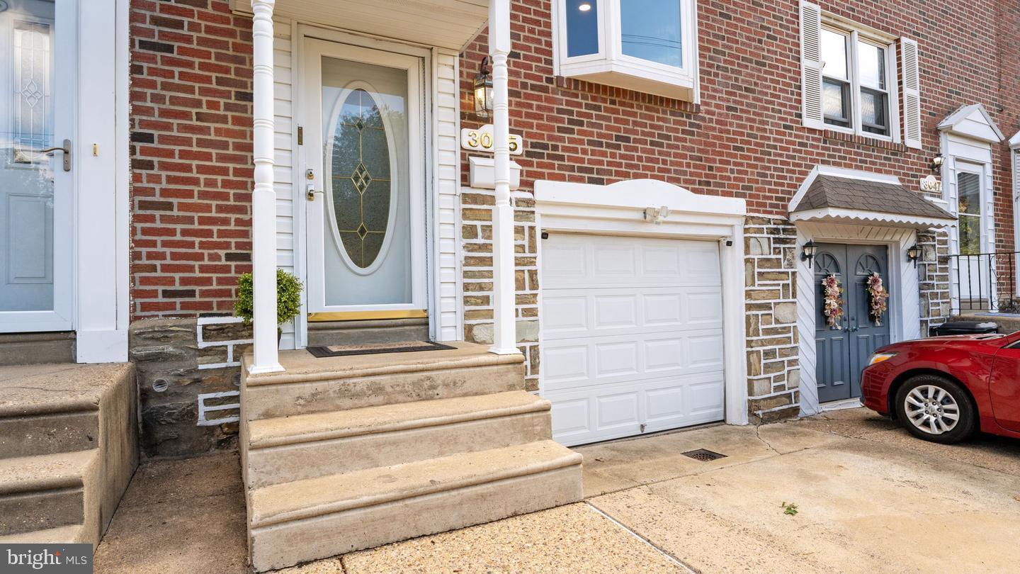 WALTON PARK - Residential Lease