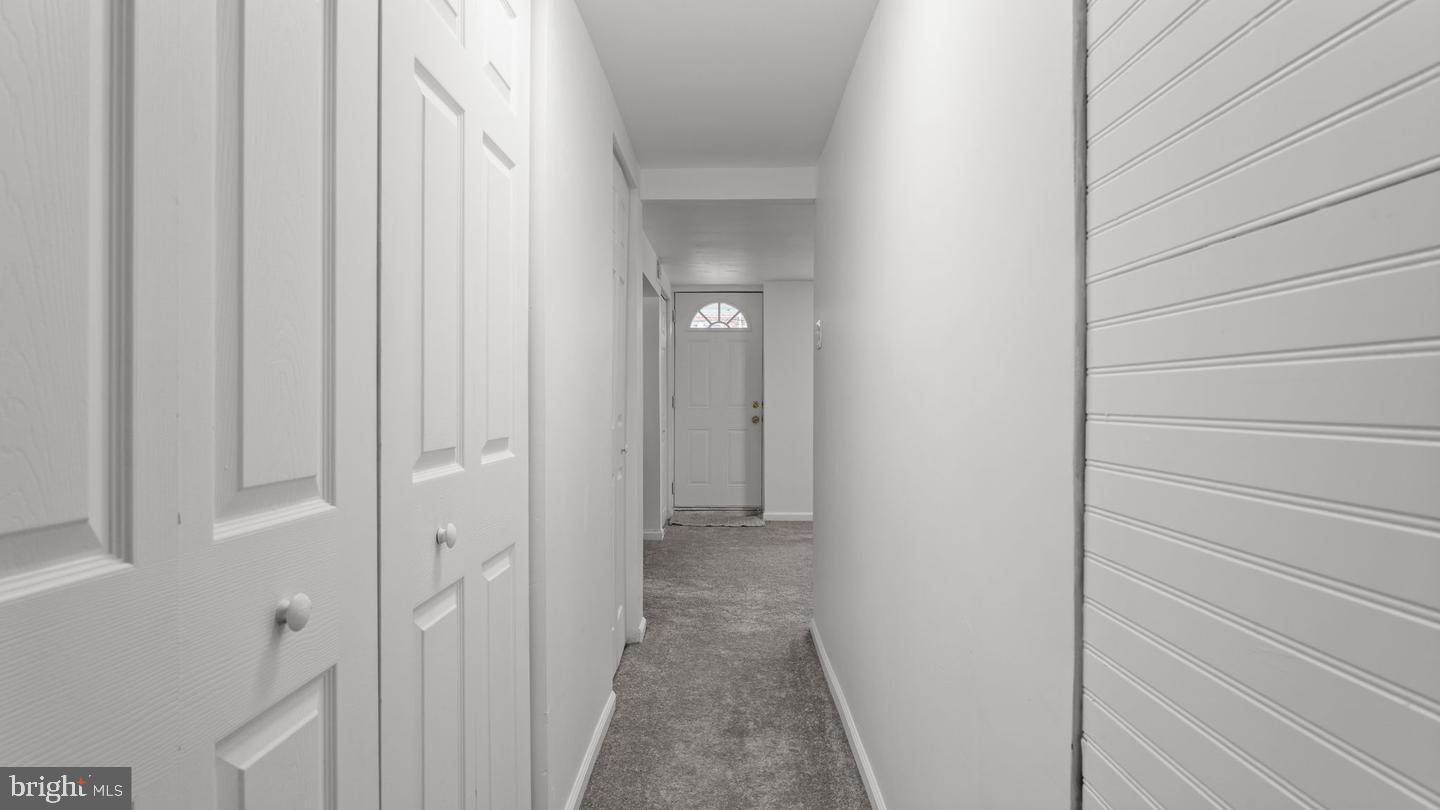 WALTON PARK - Residential Lease