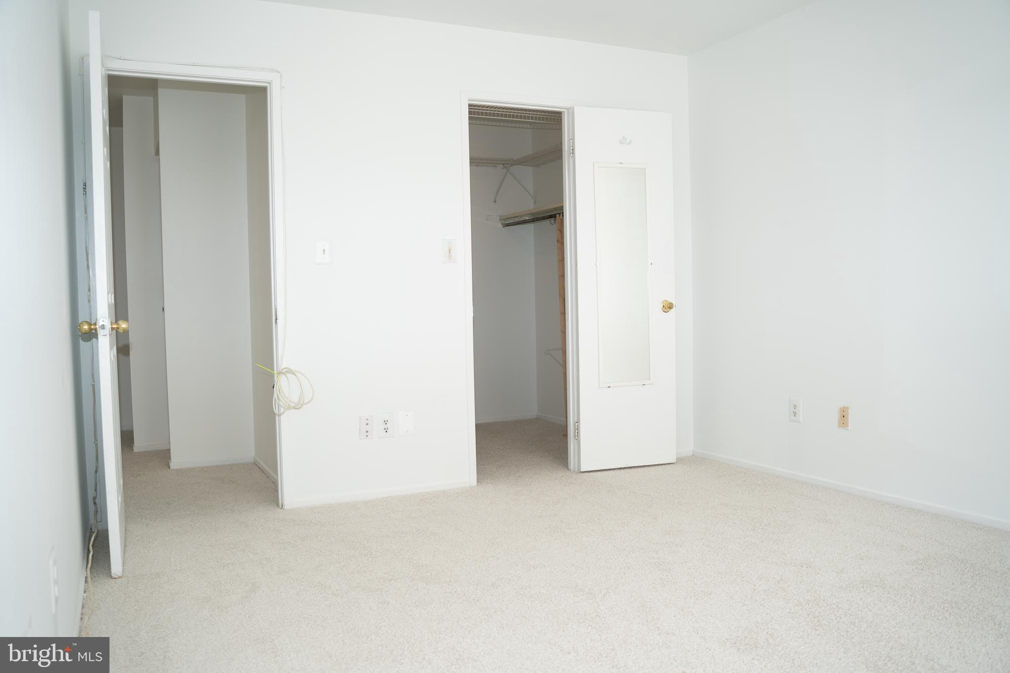 CLUBSIDE - Residential