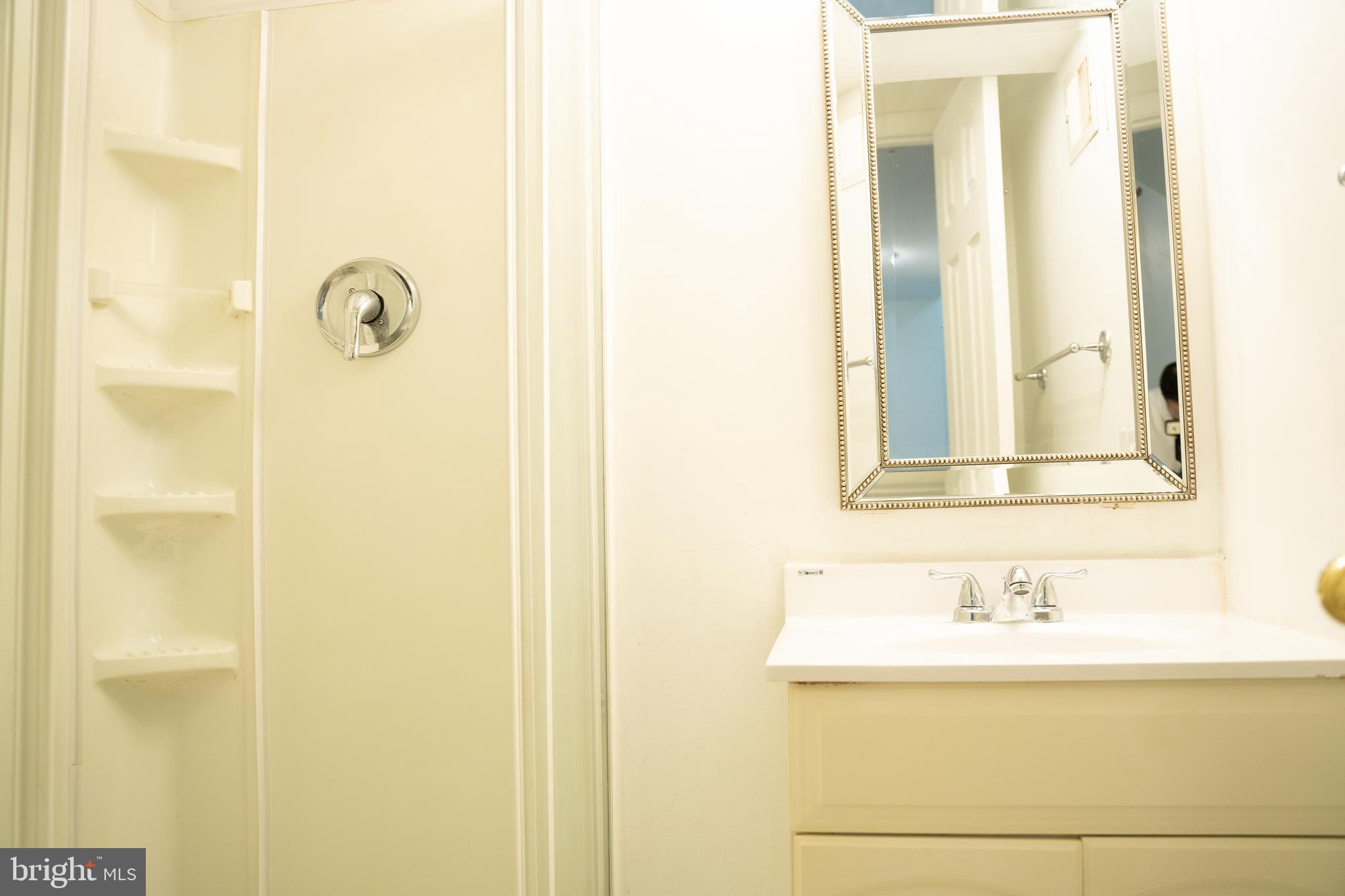 CLUBSIDE - Residential