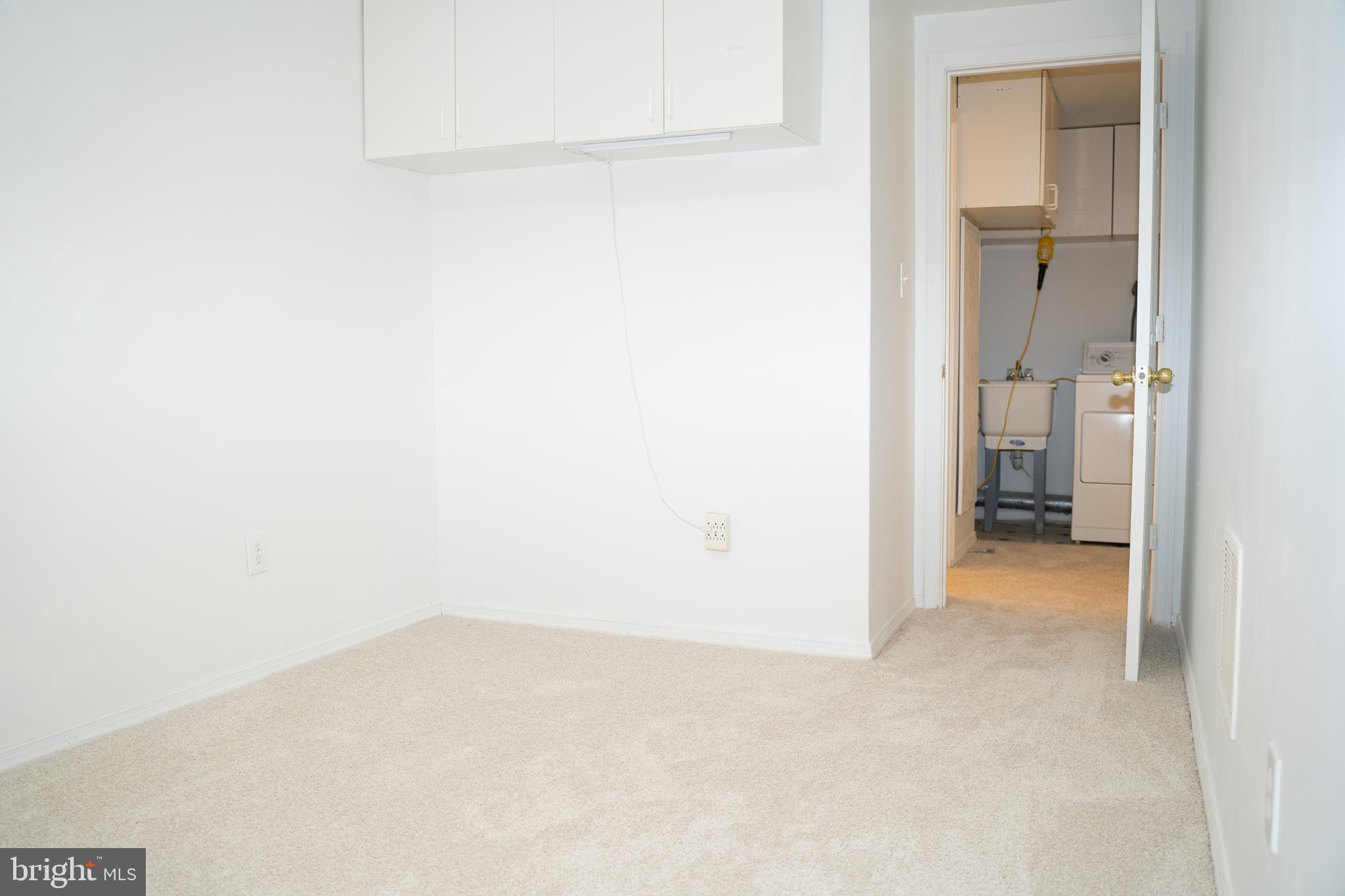 CLUBSIDE - Residential