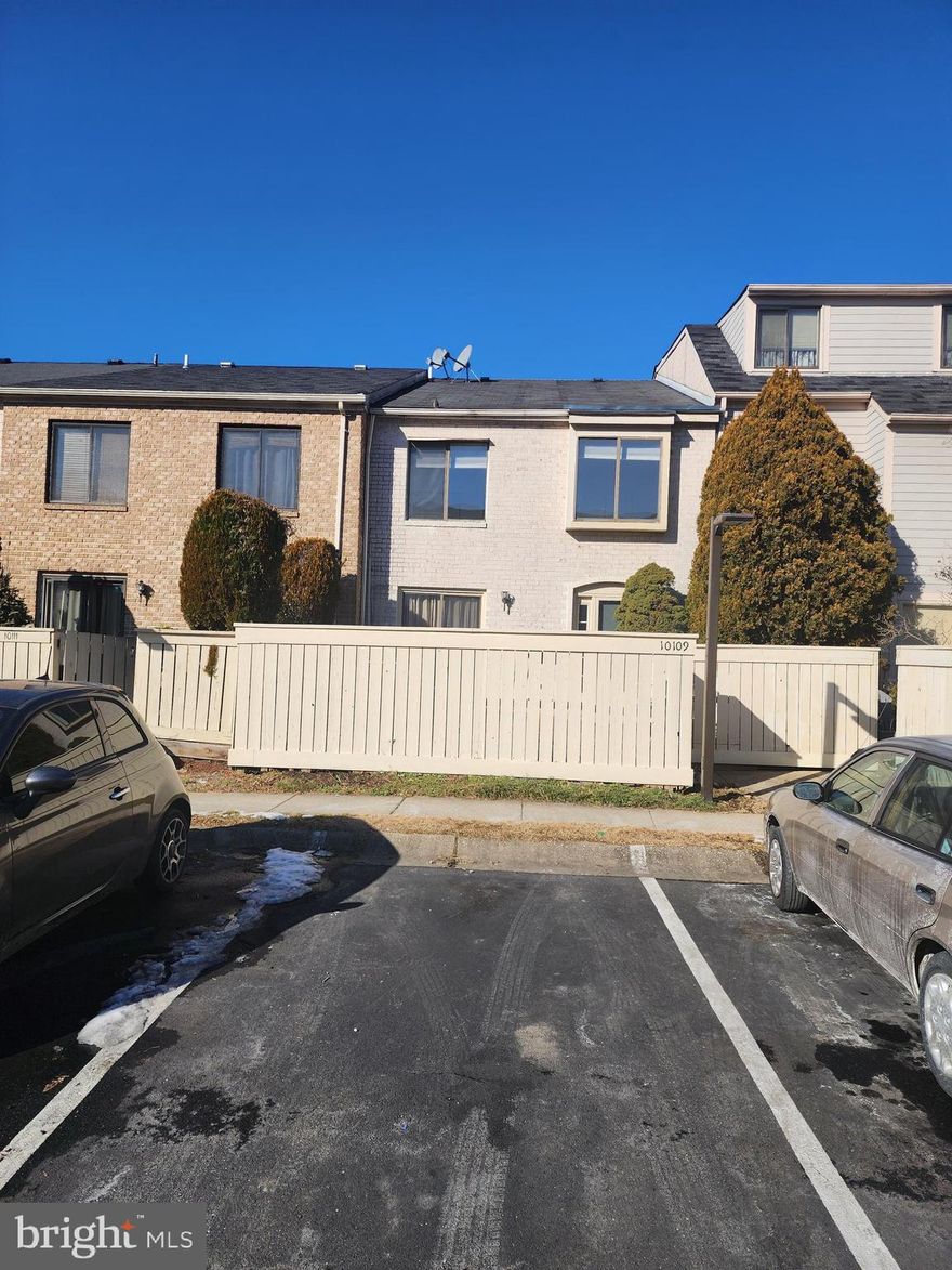 Recently renovated, prime location with convenient access to public transportation.
Freshly painted and new carpet, new Fridge, Range and Oven. Updated bathroom fixtures. The fence has been freshly painted. Advanced network system for internet.
3% seller concessions are available towards rate buydown or Seller concessions
SELLERS ARE TAKING BACK-UP OFFERS