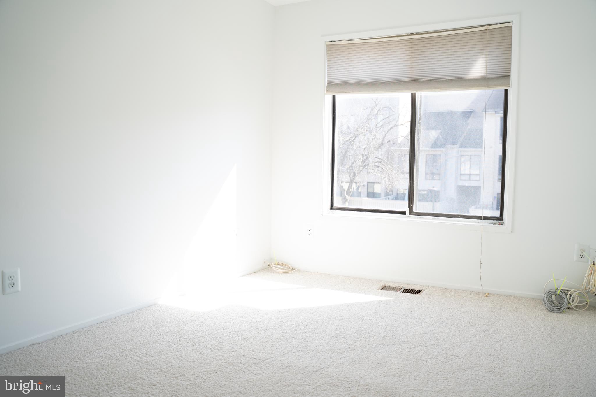 CLUBSIDE - Residential