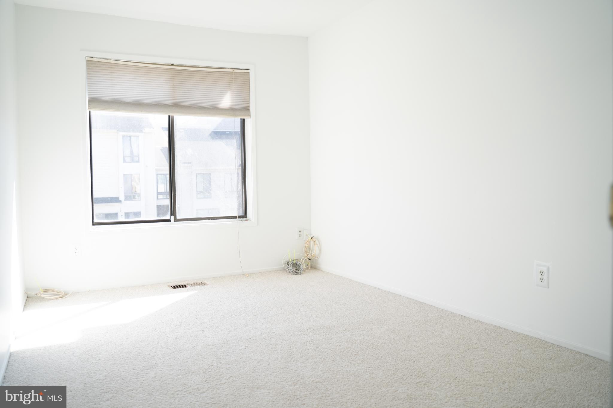 CLUBSIDE - Residential