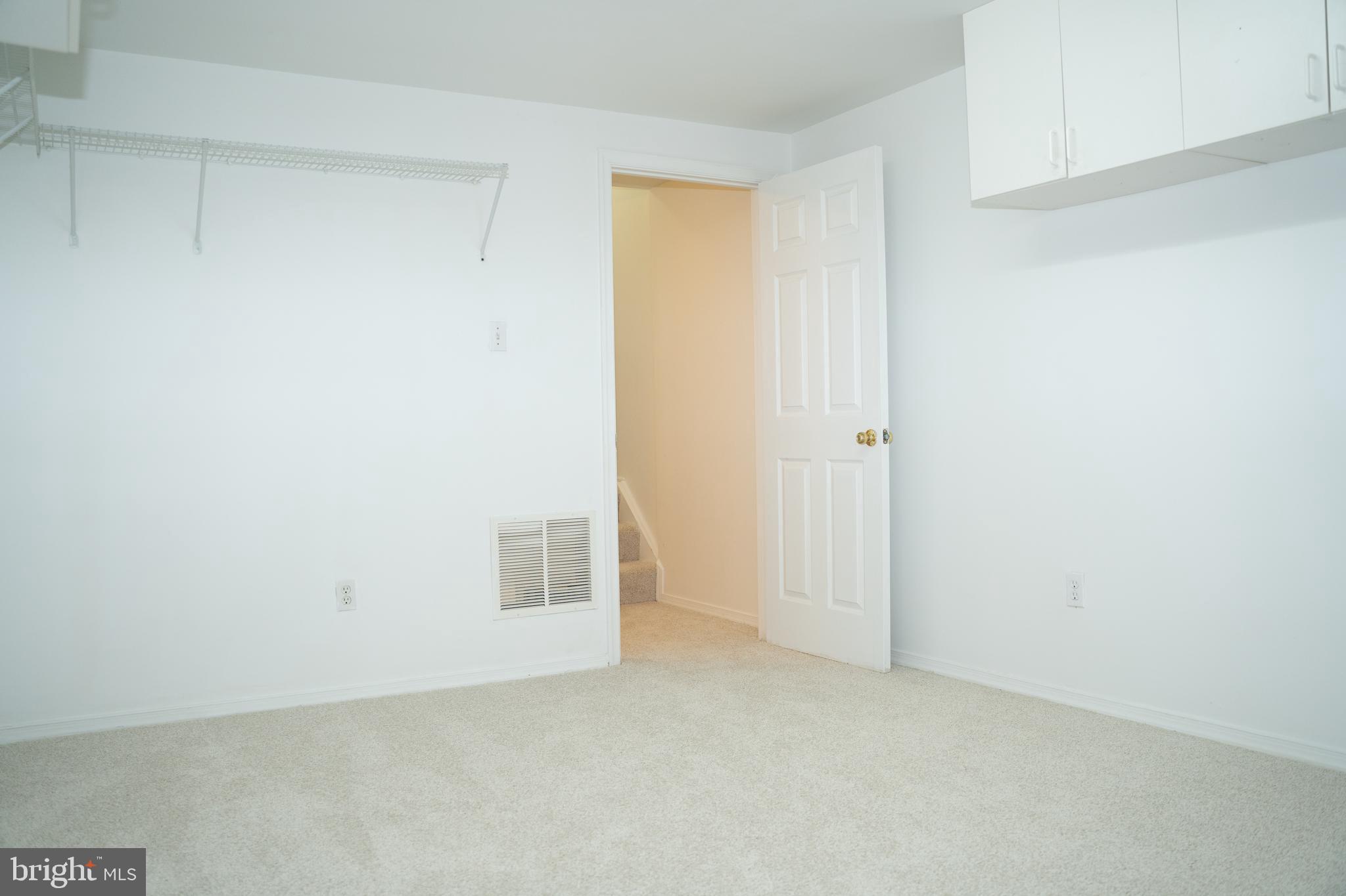 CLUBSIDE - Residential