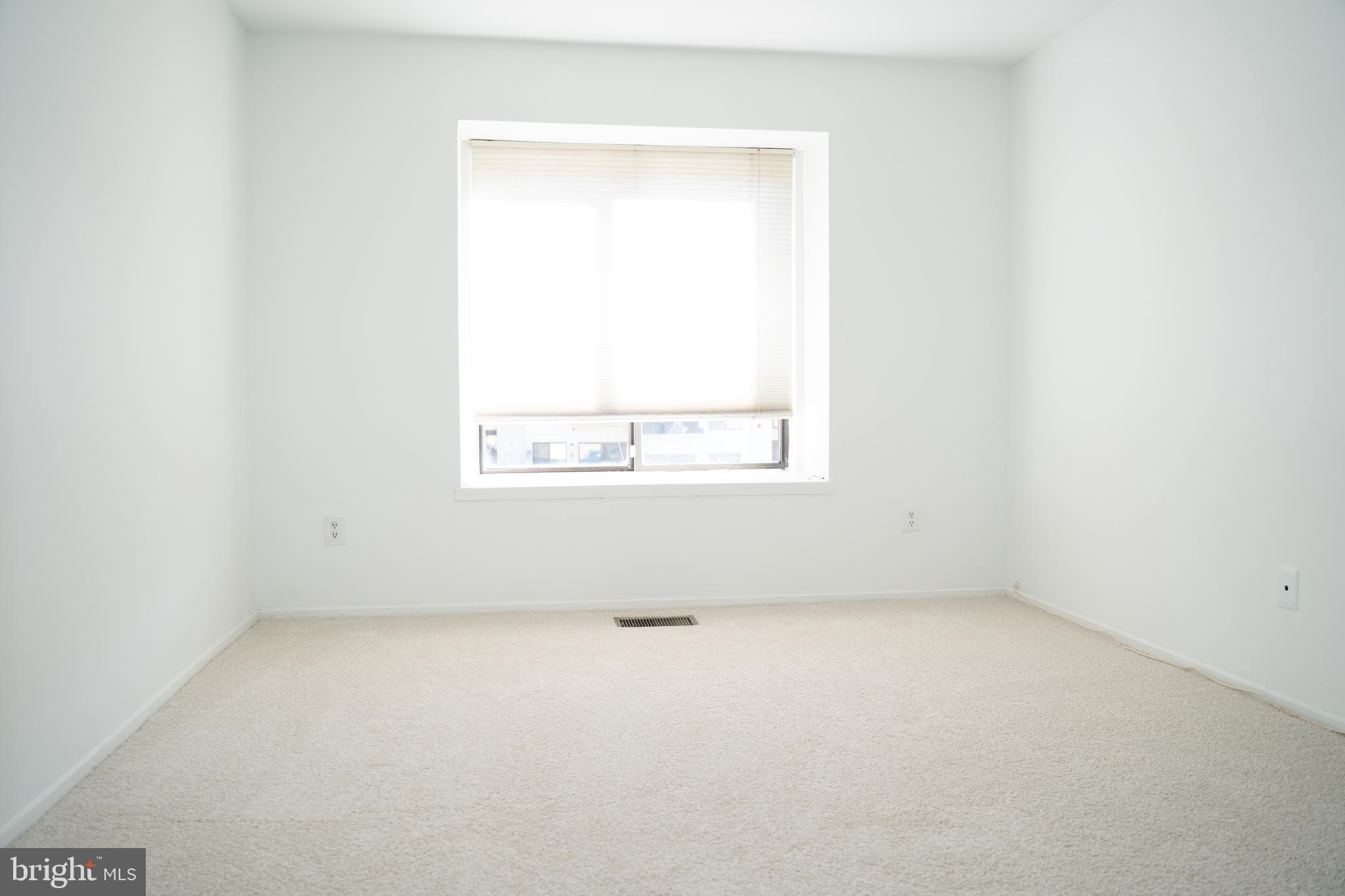 CLUBSIDE - Residential