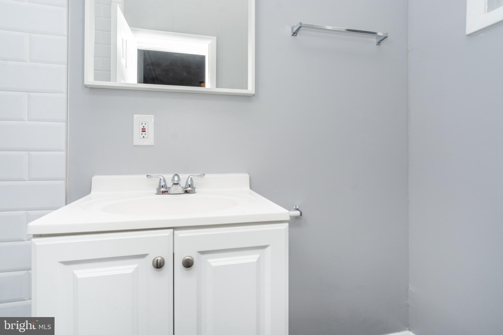 LAURAVILLE HISTORIC DISTRICT - Residential