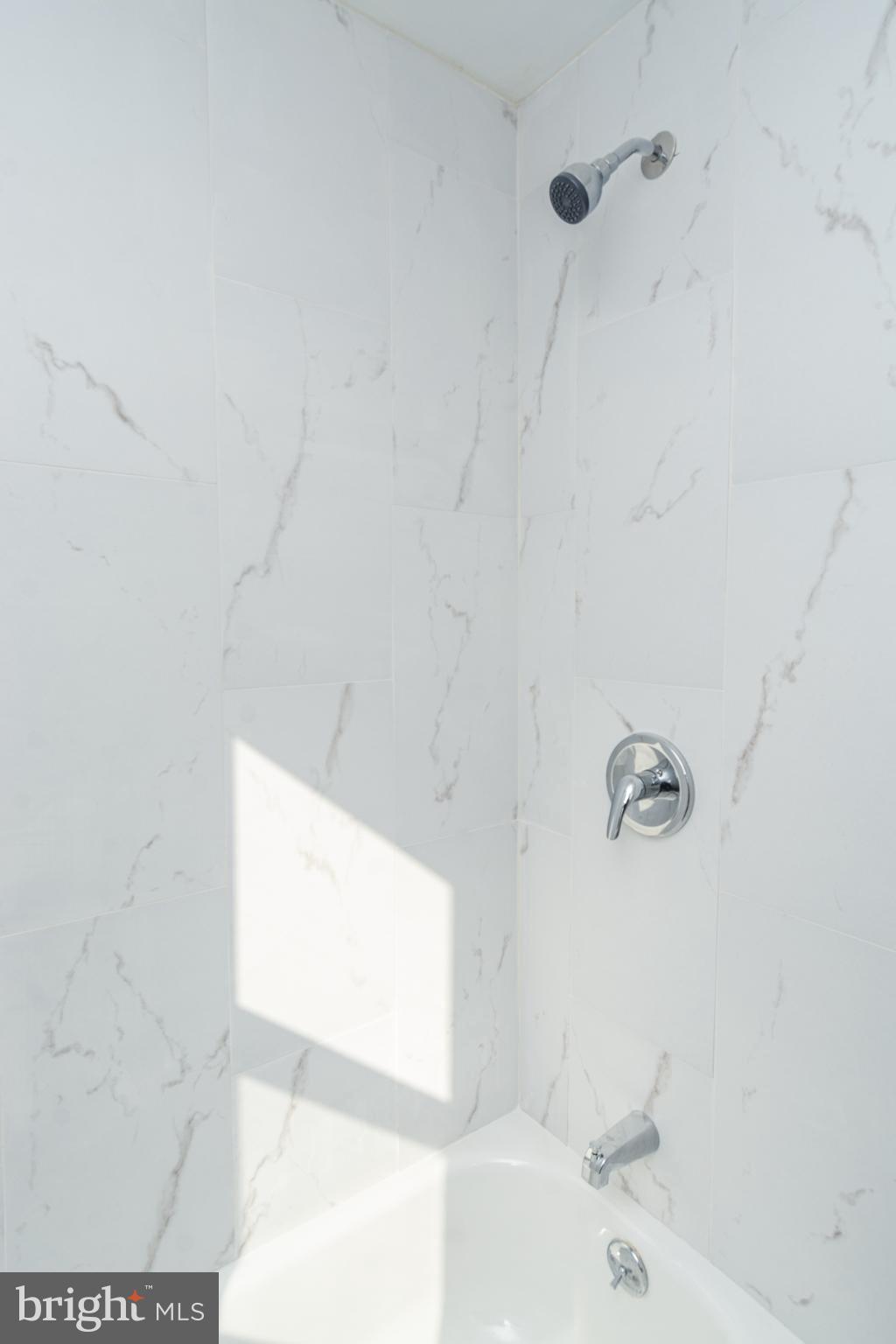 LAURAVILLE HISTORIC DISTRICT - Residential