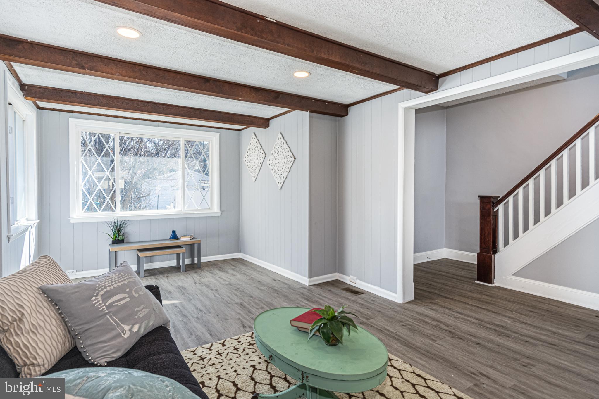 LAURAVILLE HISTORIC DISTRICT - Residential