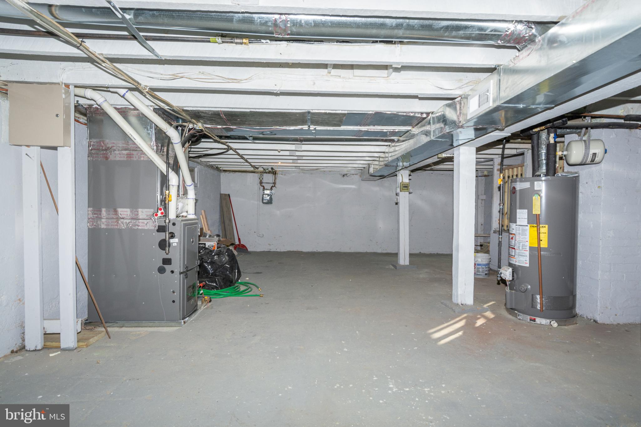 LAURAVILLE HISTORIC DISTRICT - Residential