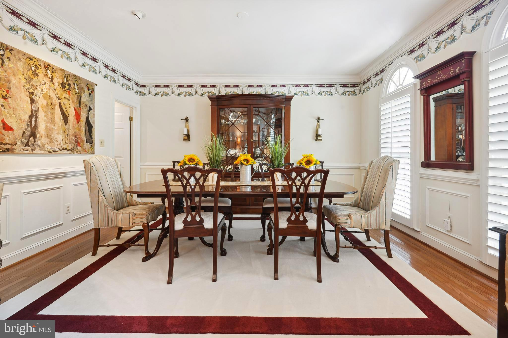 ENGLISH OAKS - Residential