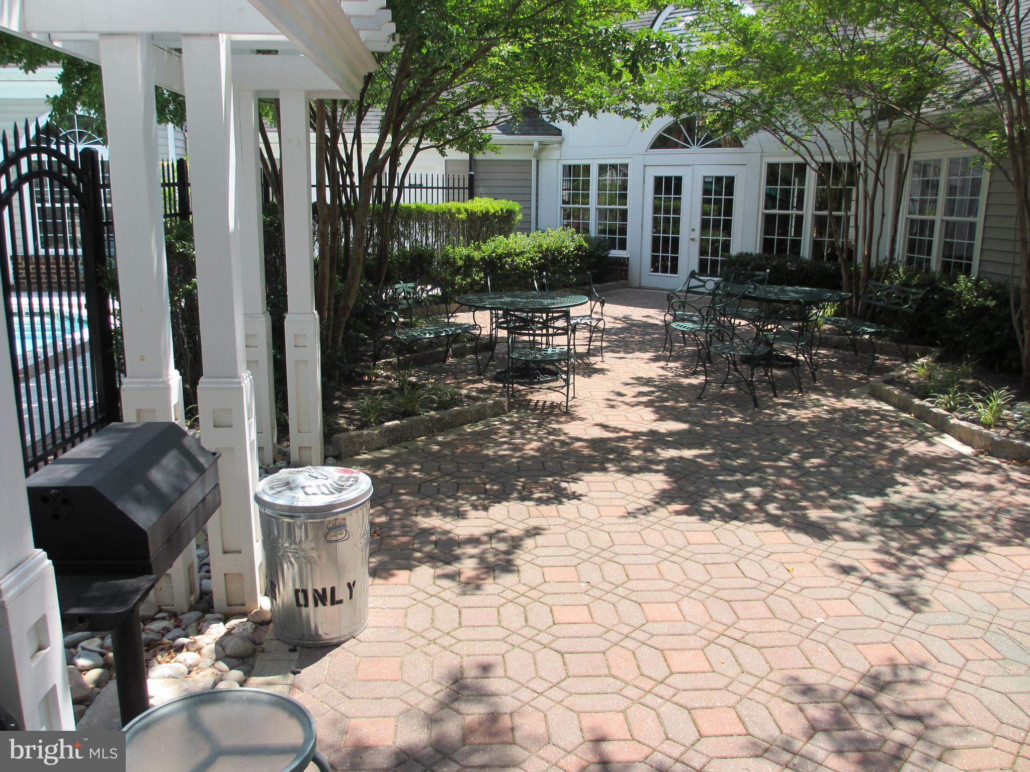 GATES OF FAIR LAKES - Residential Lease