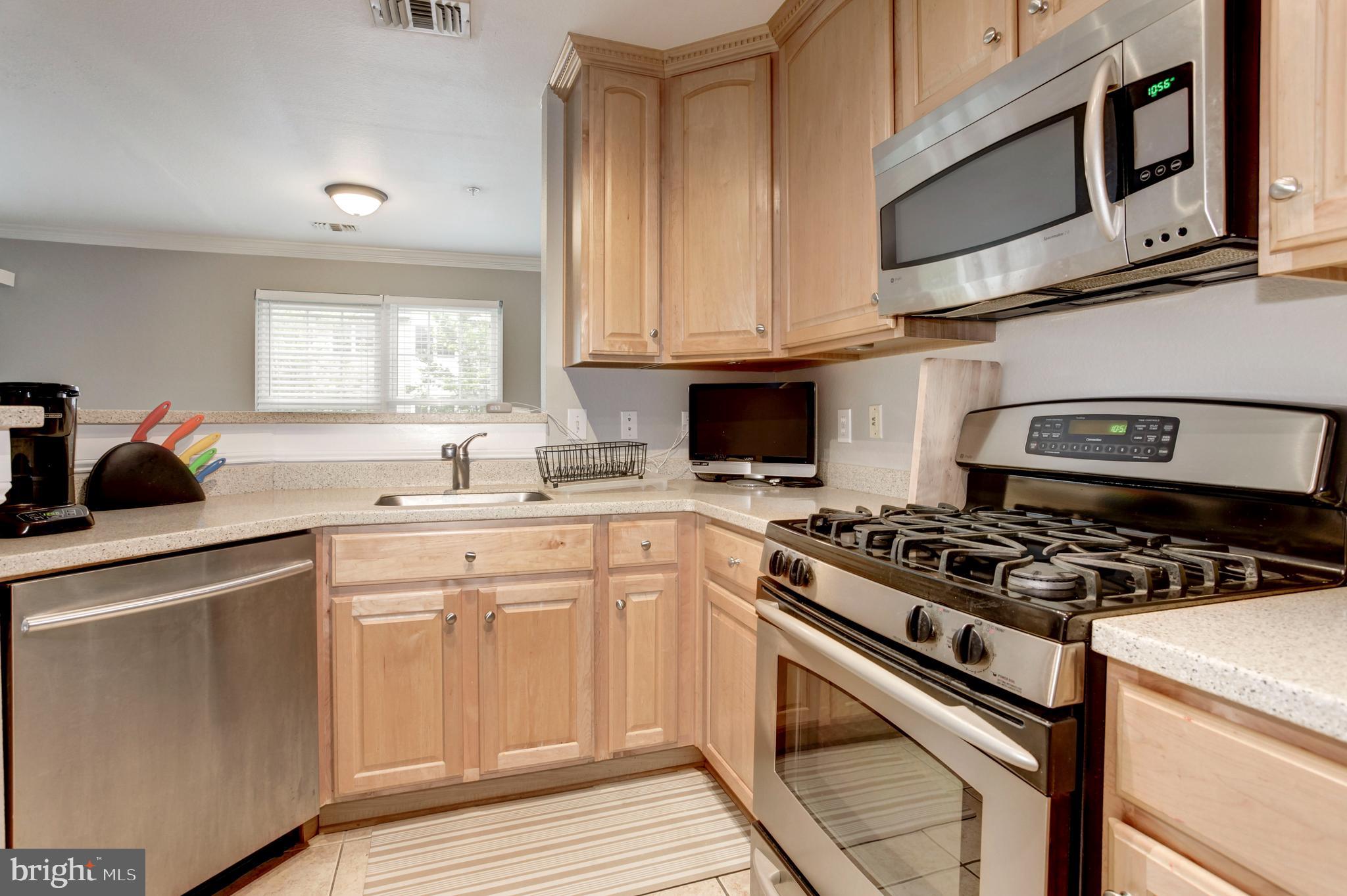 GATES OF FAIR LAKES - Residential Lease