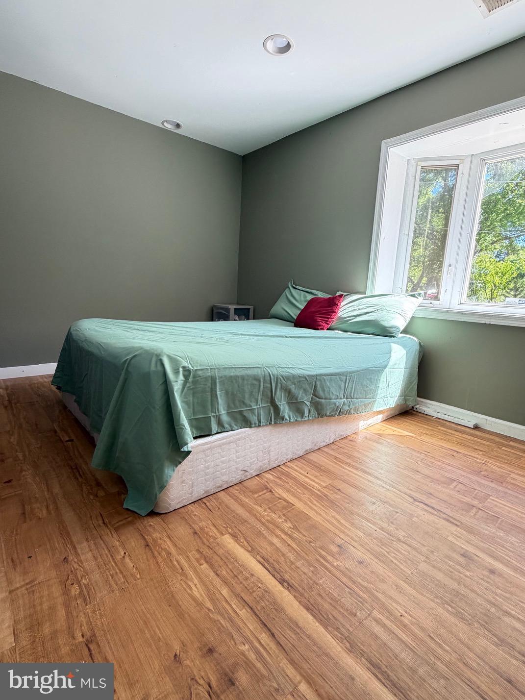 SUNNY ACRES - Residential