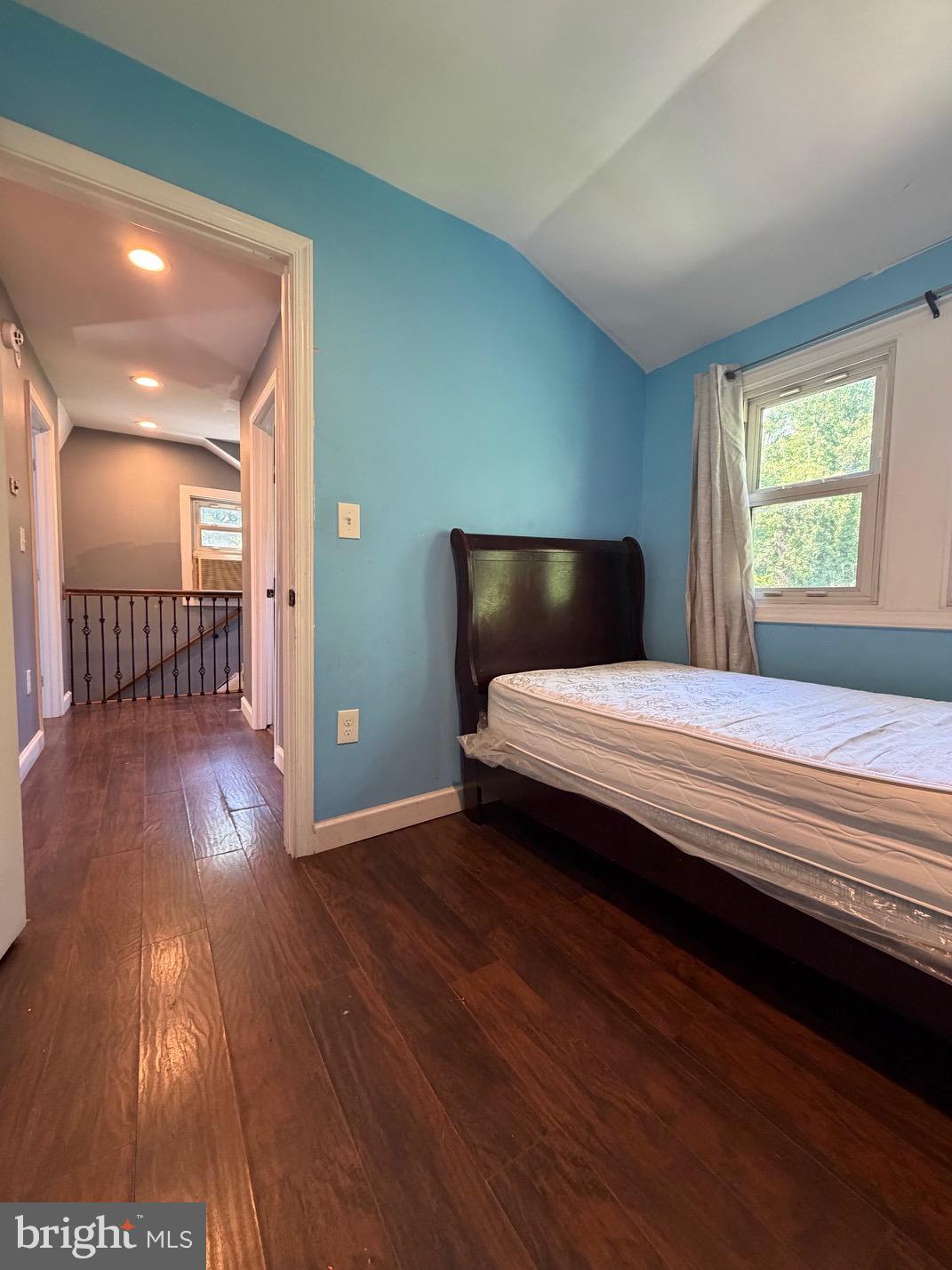 SUNNY ACRES - Residential
