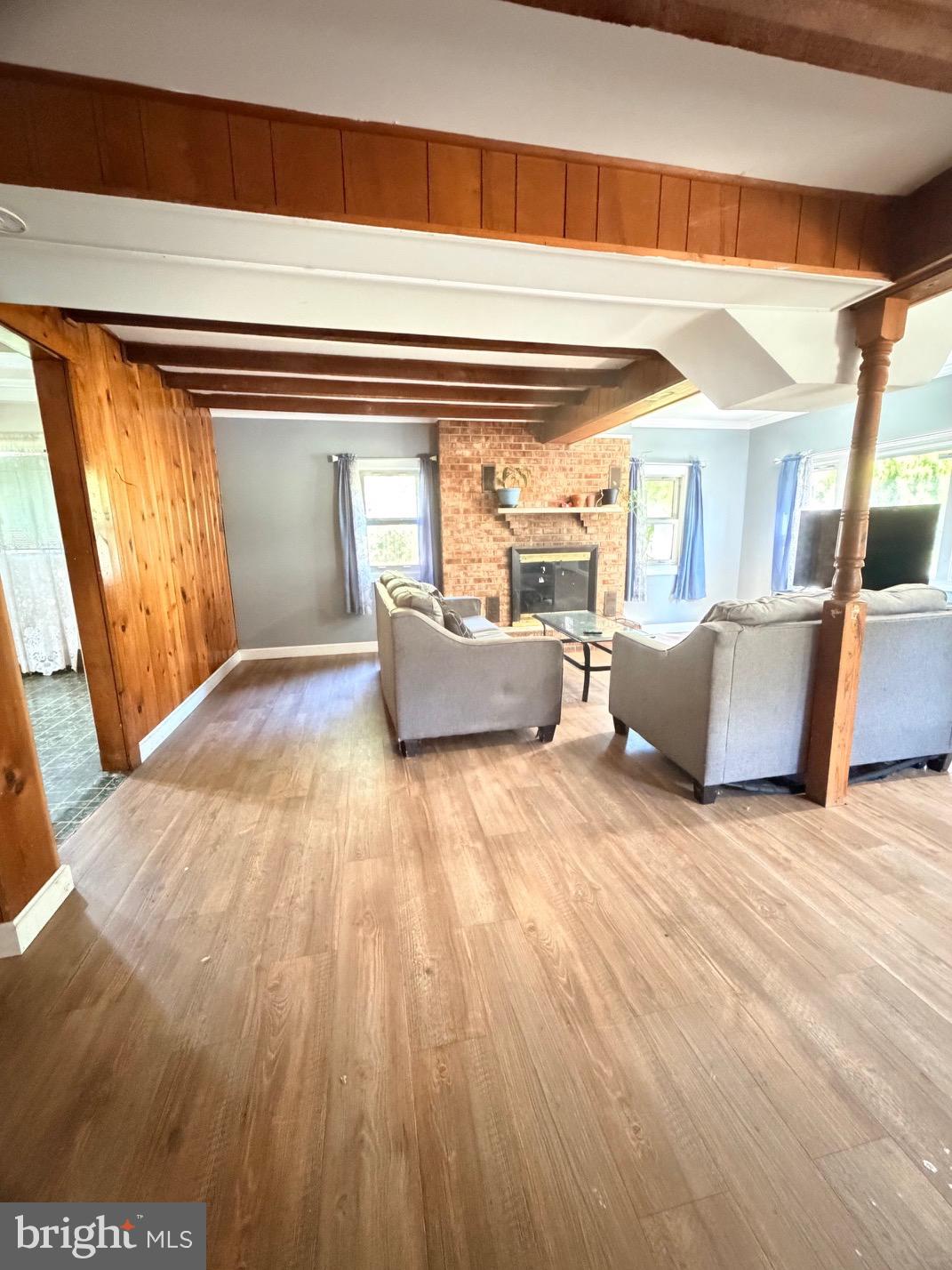 SUNNY ACRES - Residential