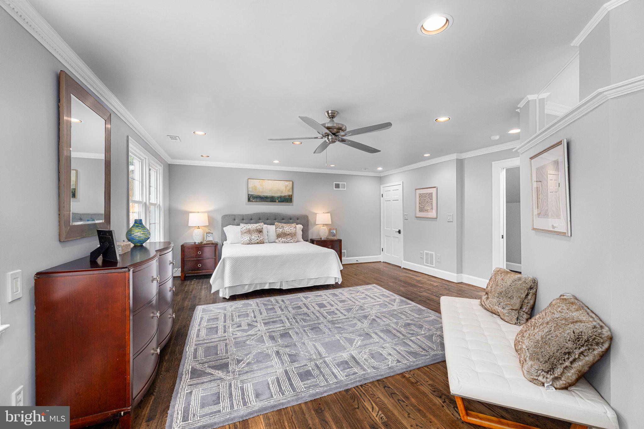 FOREST HILLS - Residential