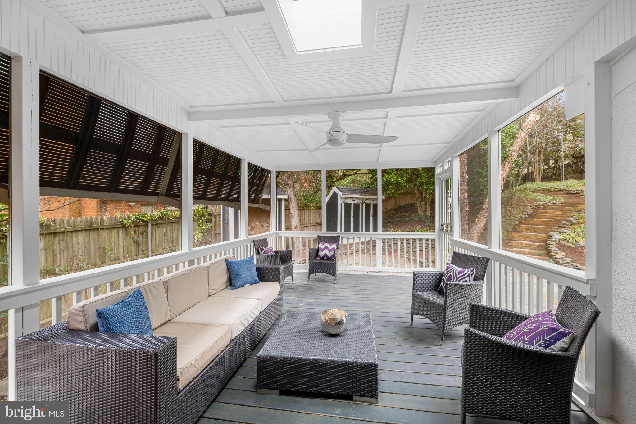 FOREST HILLS - Residential