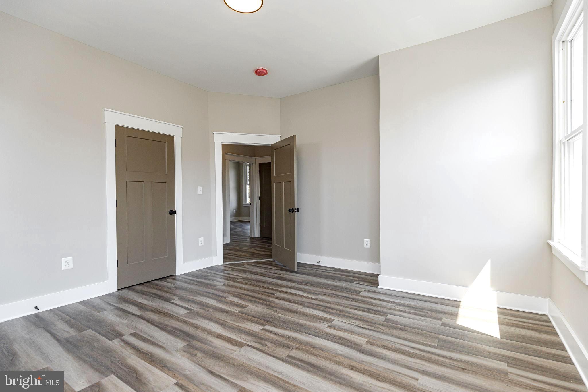 BATTERY COURT ADDITION - Residential