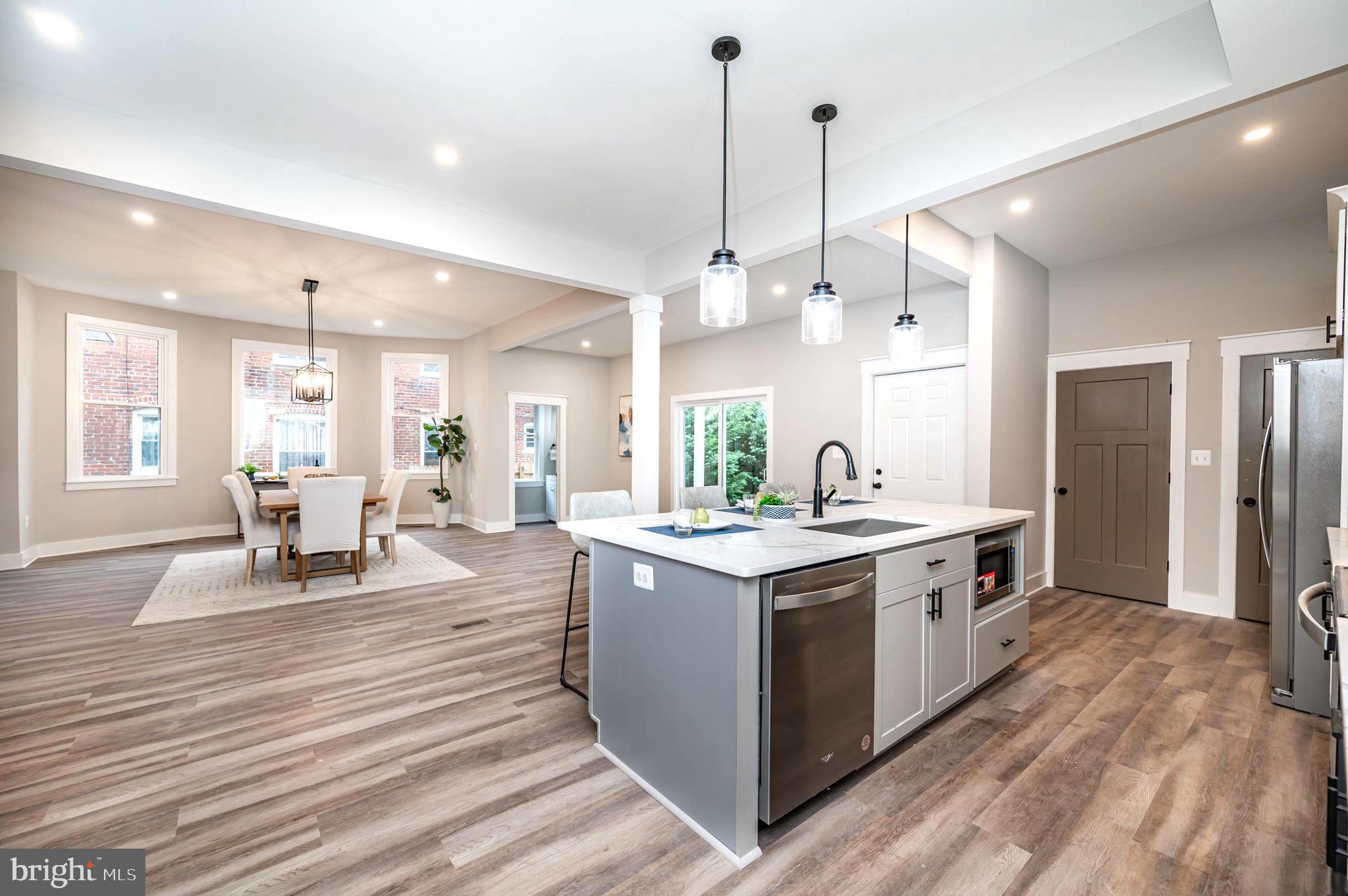 BATTERY COURT ADDITION - Residential
