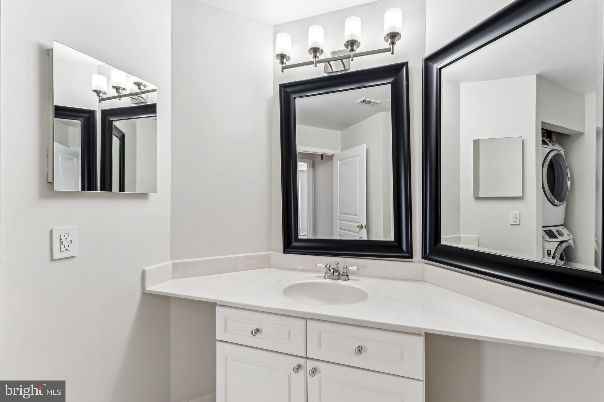 SAVOY PARK CONDOMINIUMS - Residential Lease