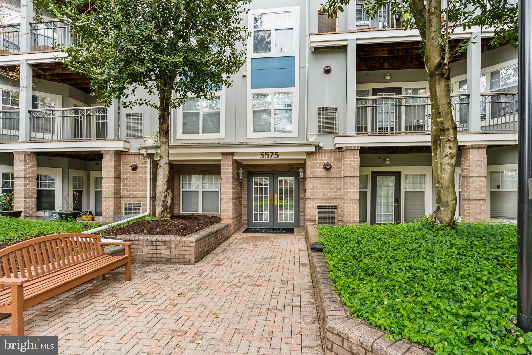 SAVOY PARK CONDOMINIUMS - Residential Lease