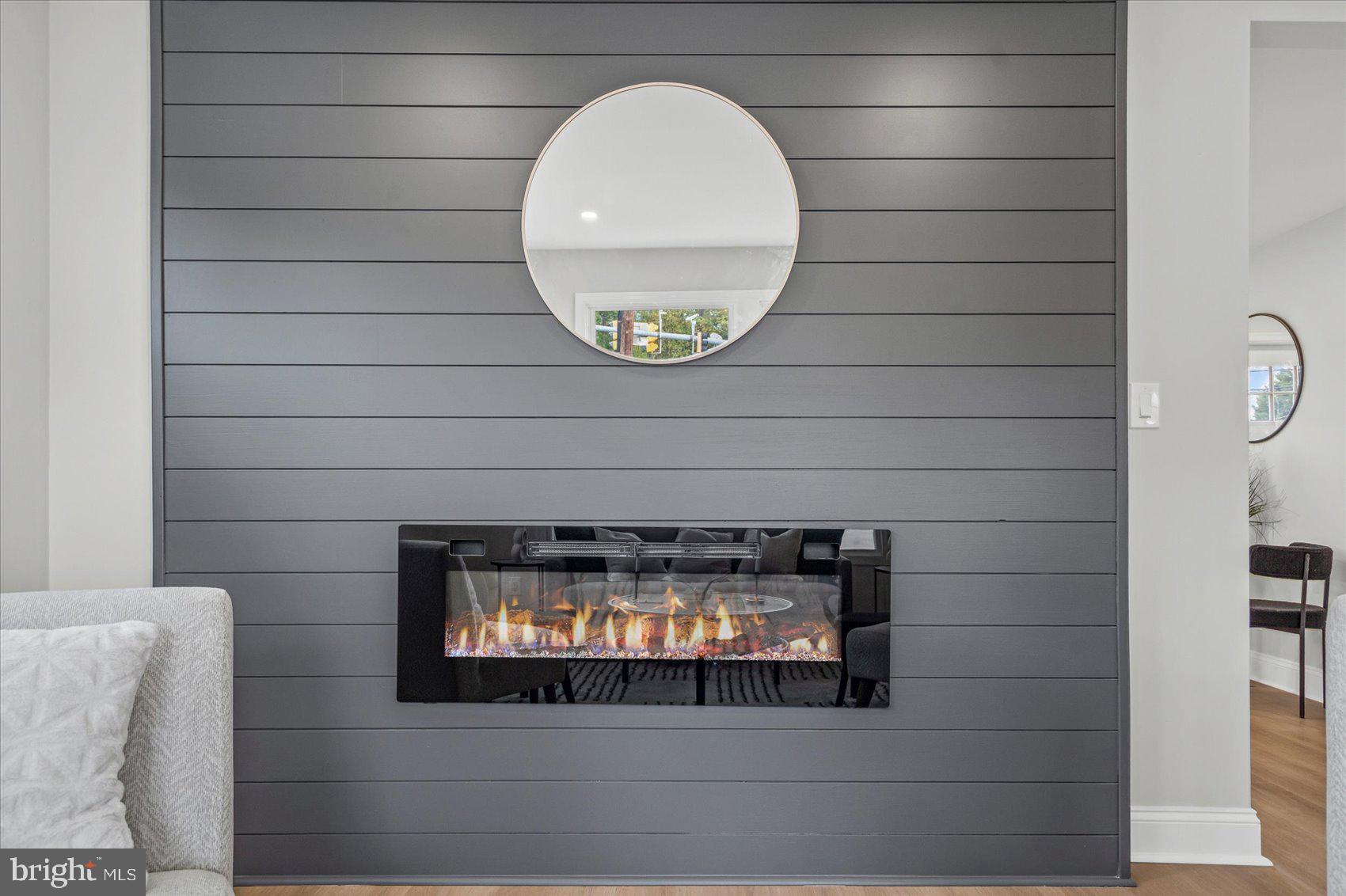 WILLIAMSBURG - Residential