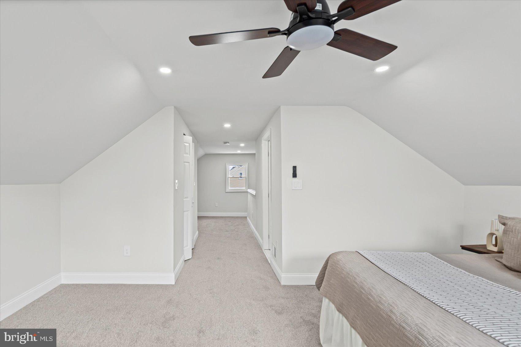 WILLIAMSBURG - Residential