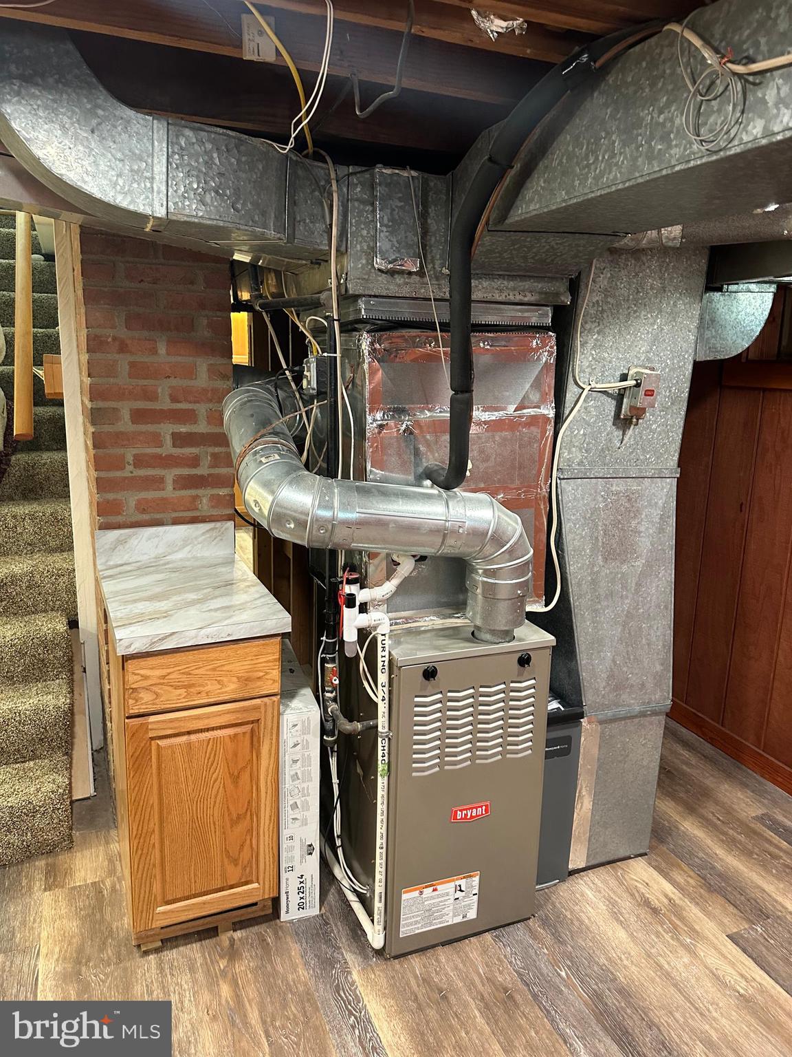 KENSINGTON HEIGHTS - Residential