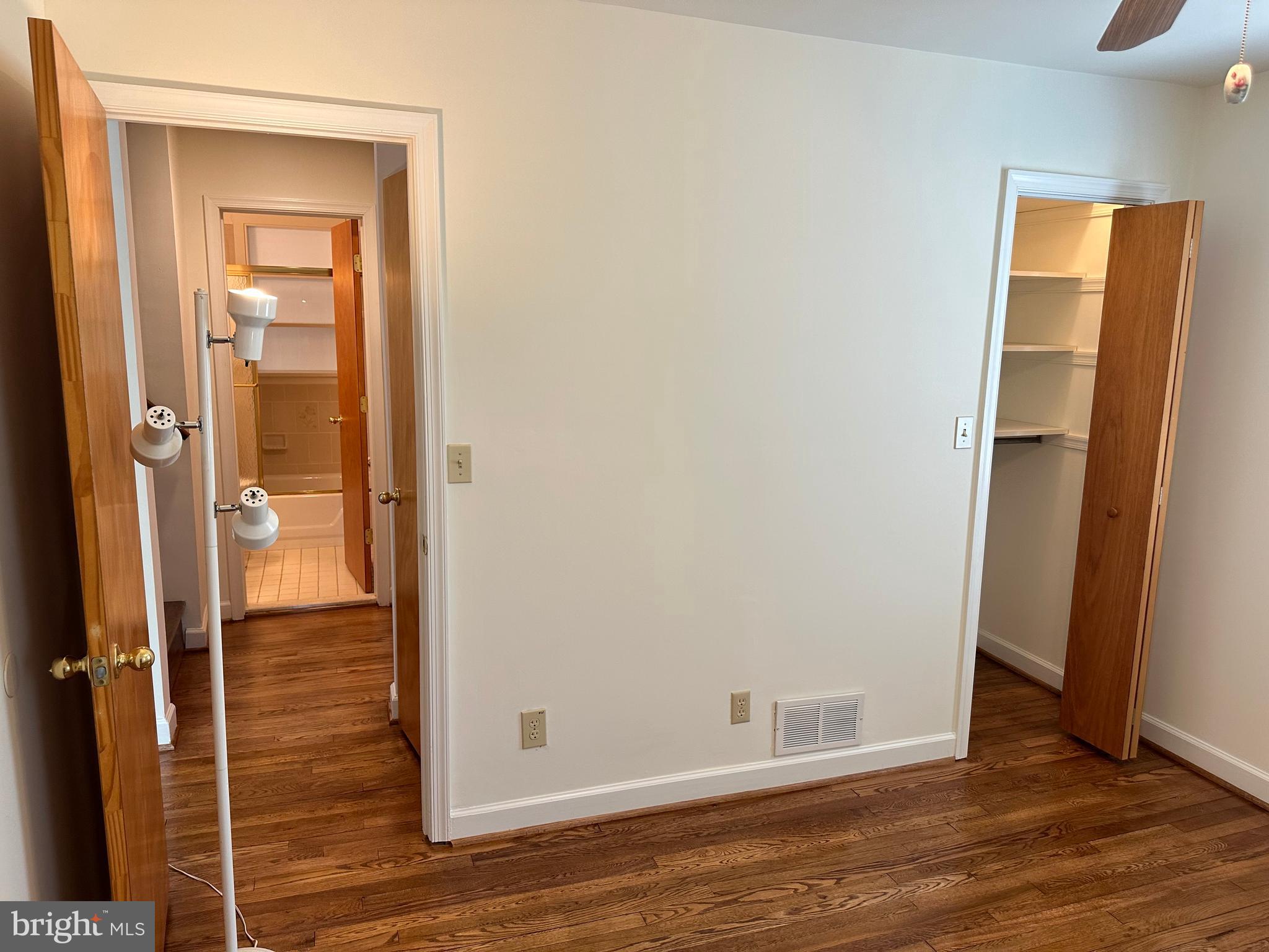 KENSINGTON HEIGHTS - Residential